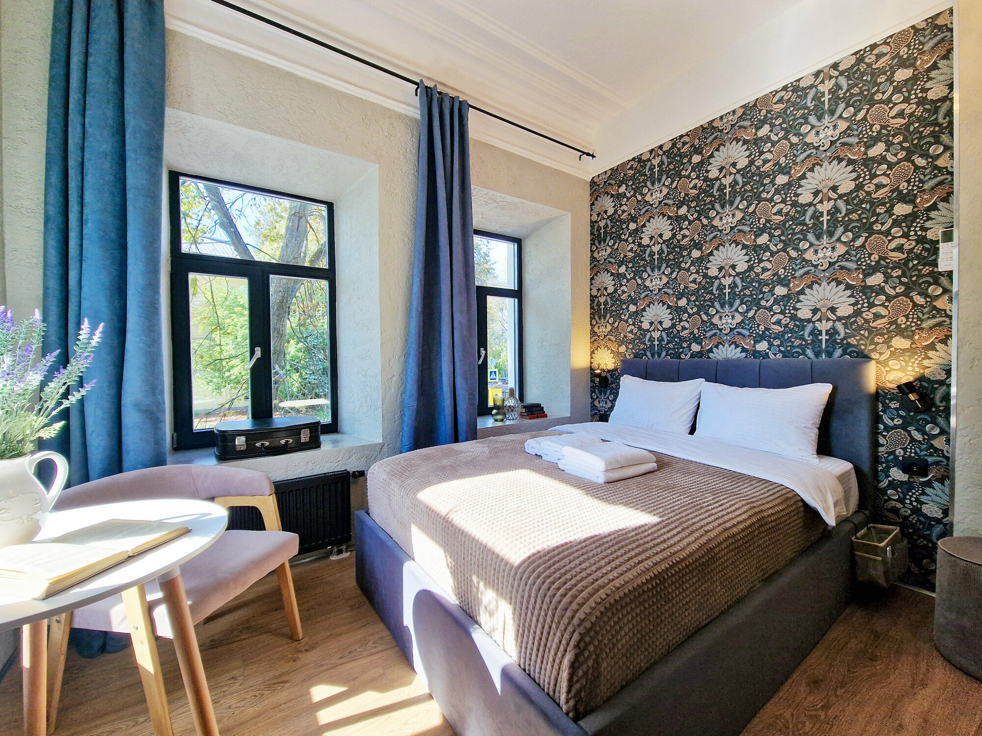 Однокомнатные апартаменты люкс с видом на гаргулей