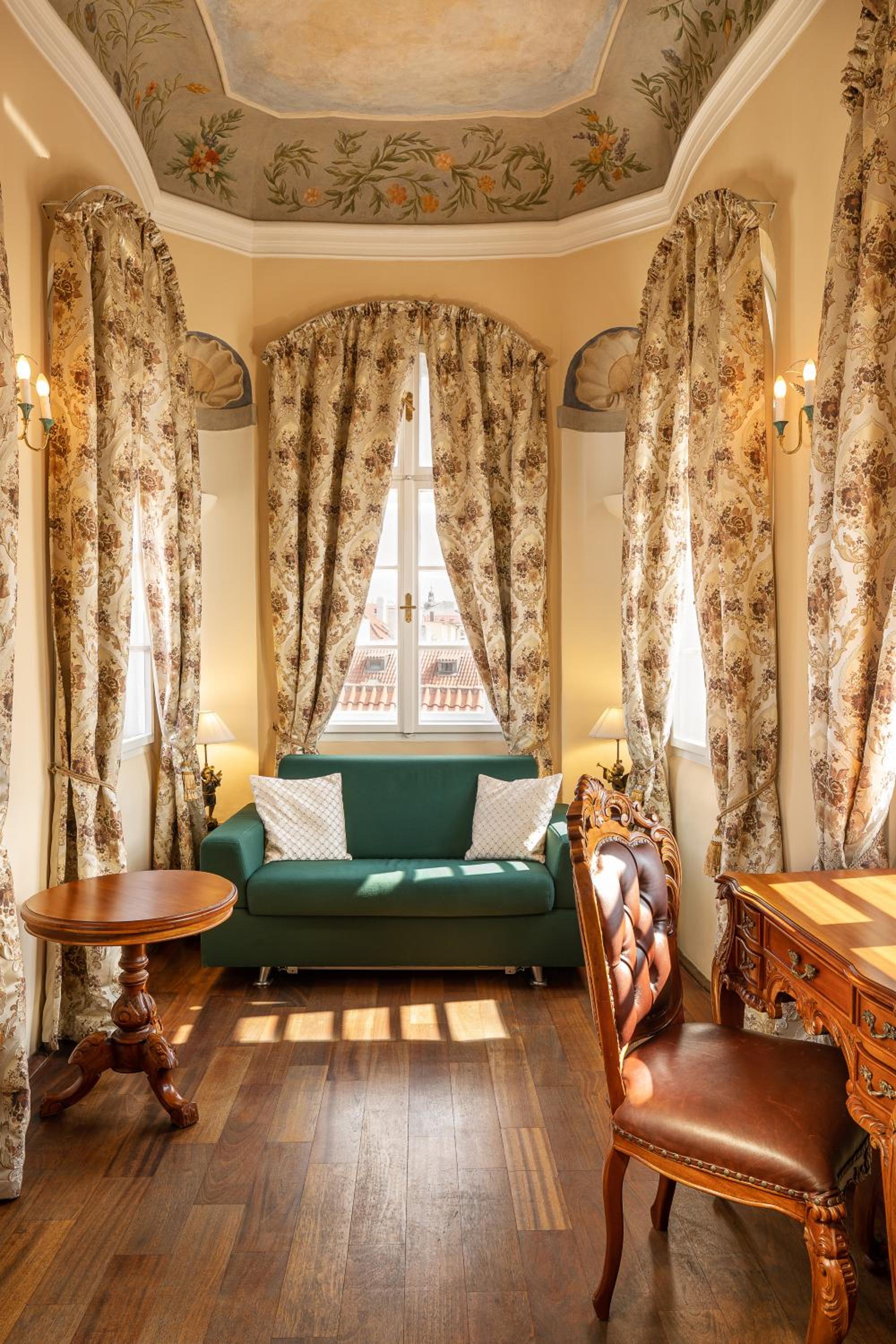 Tower Suite