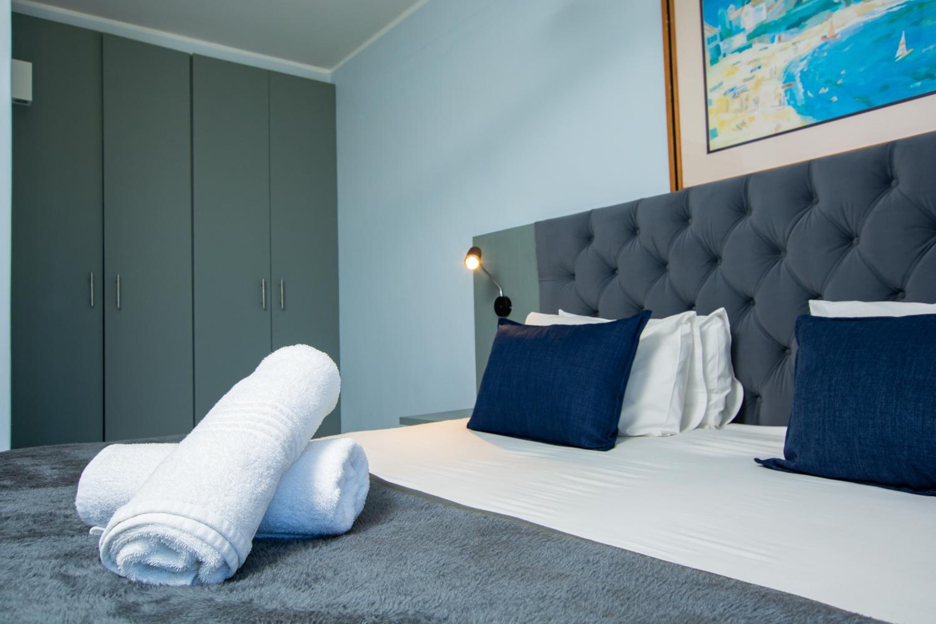 Family Room Sea Facing