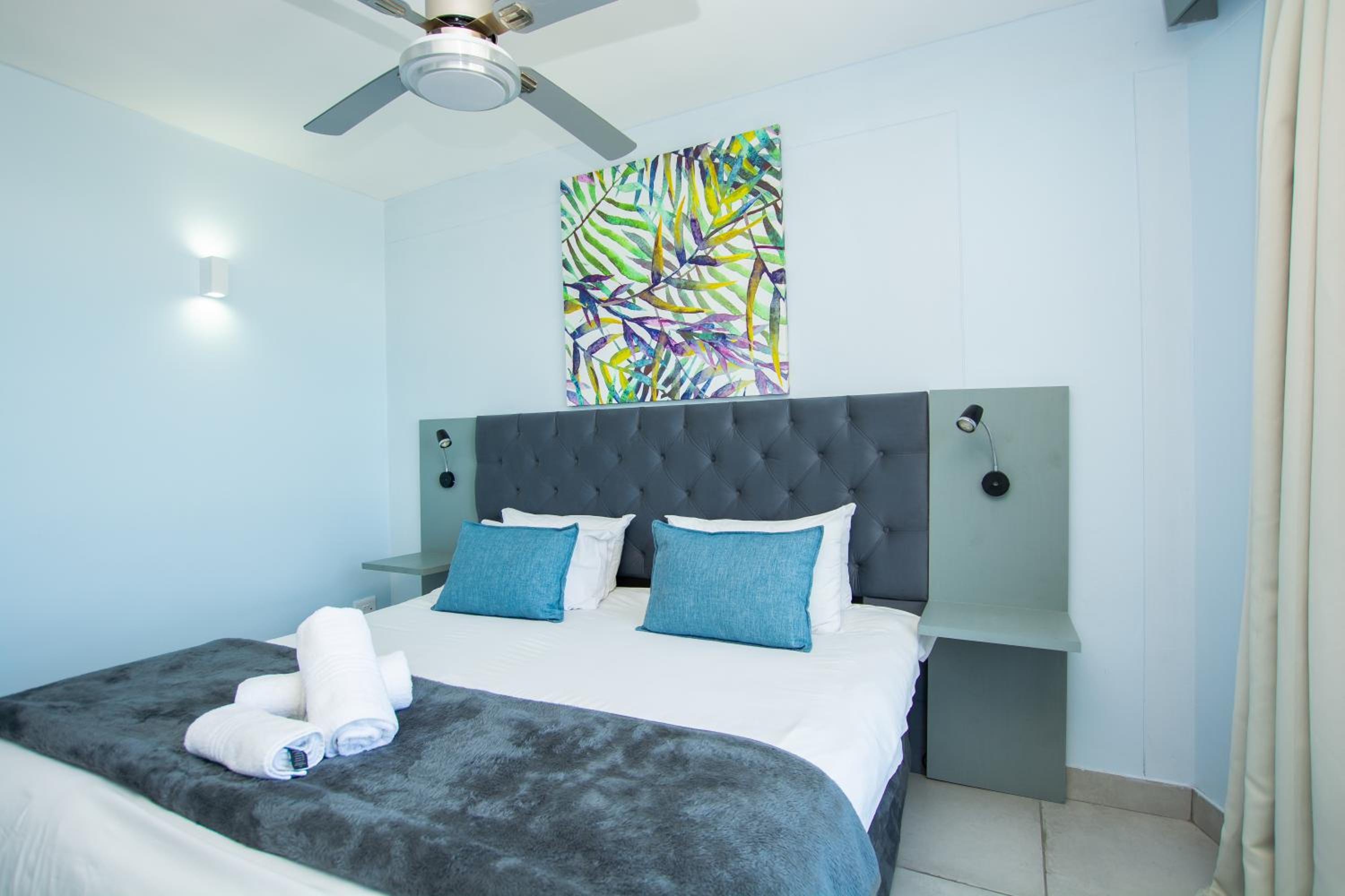 Family Room Sea Facing