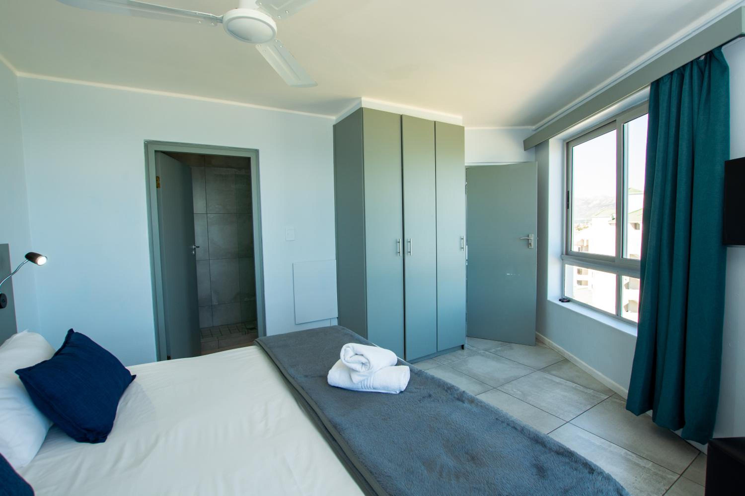 Family Room Sea Facing