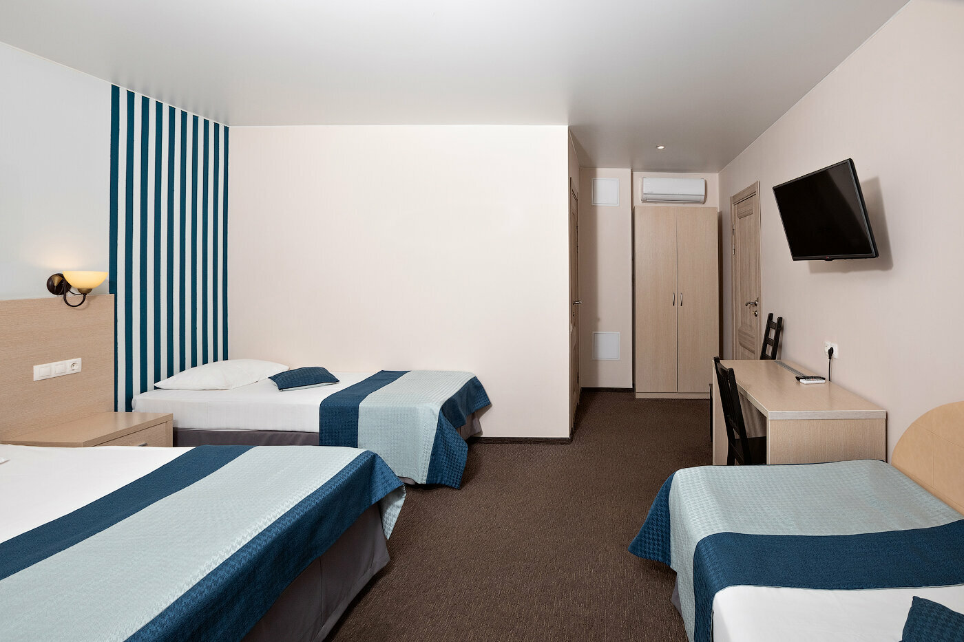 Стандартный трехместный номер