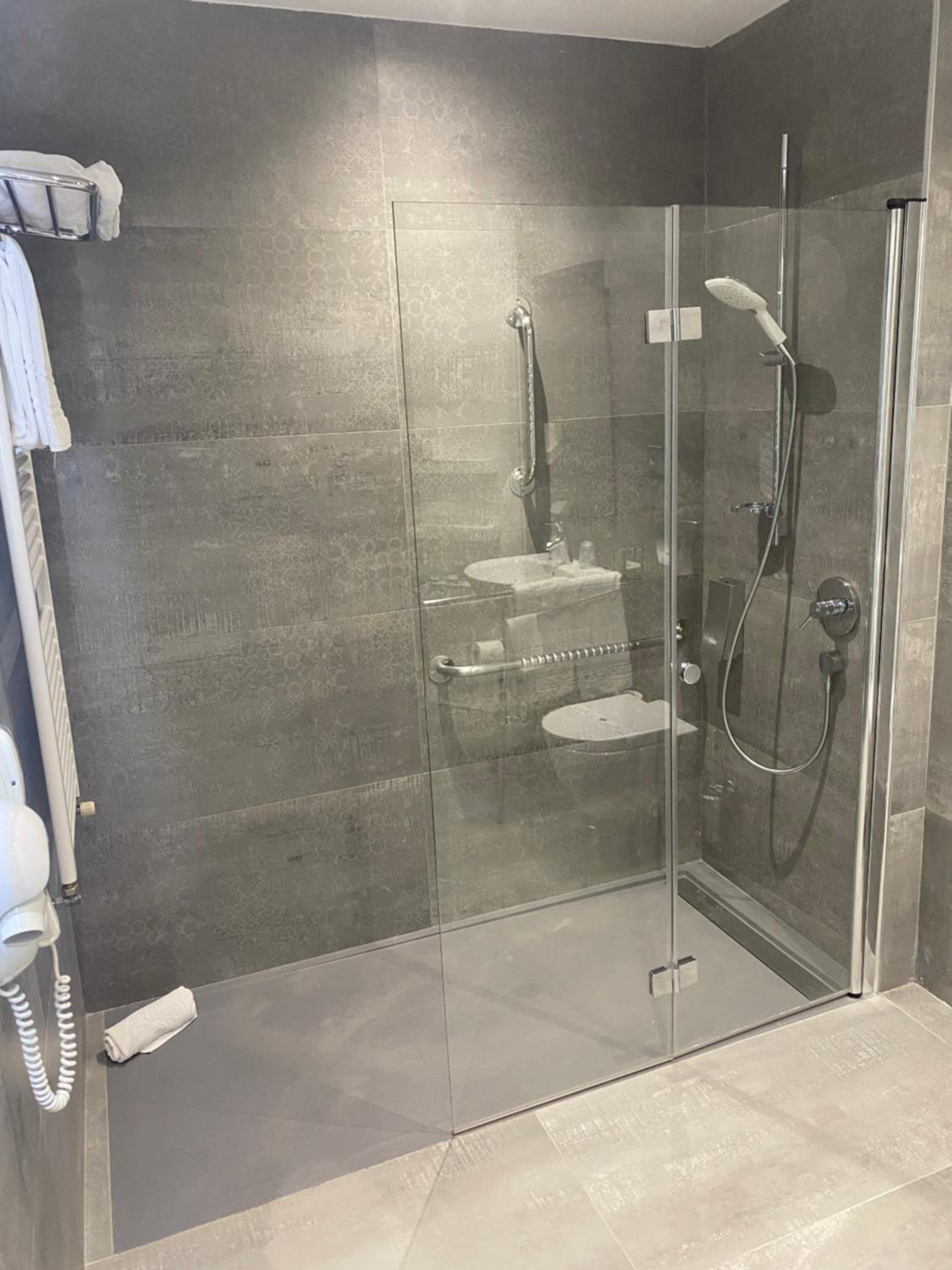 Double or Twin Room without Balcony - Disability Access