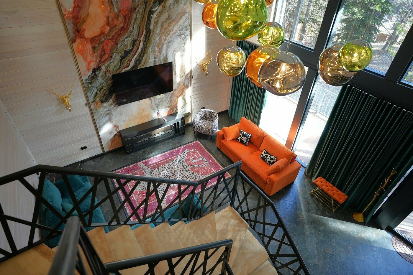 Дом с собственным бассейном