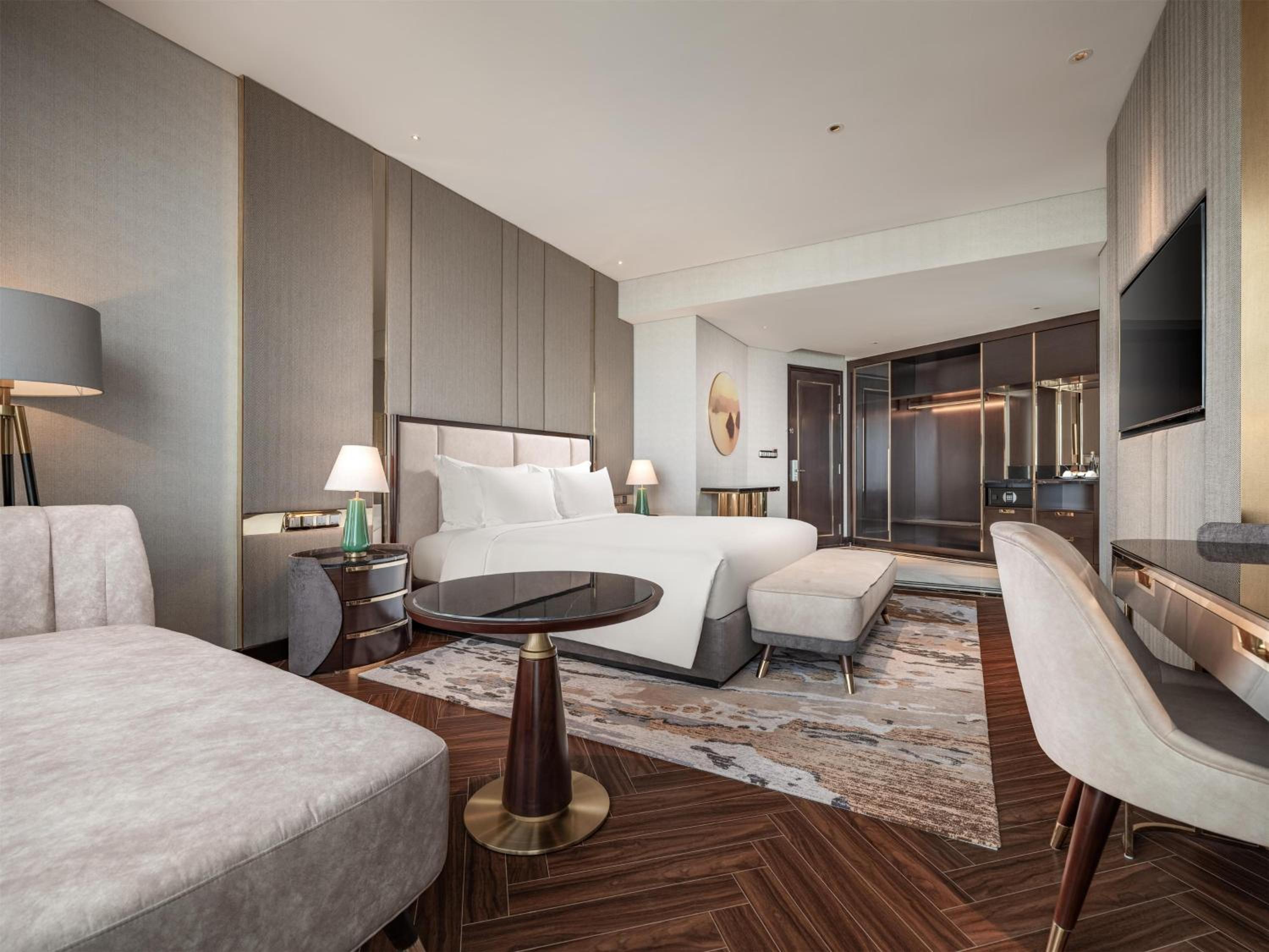 Family Room with Bay View