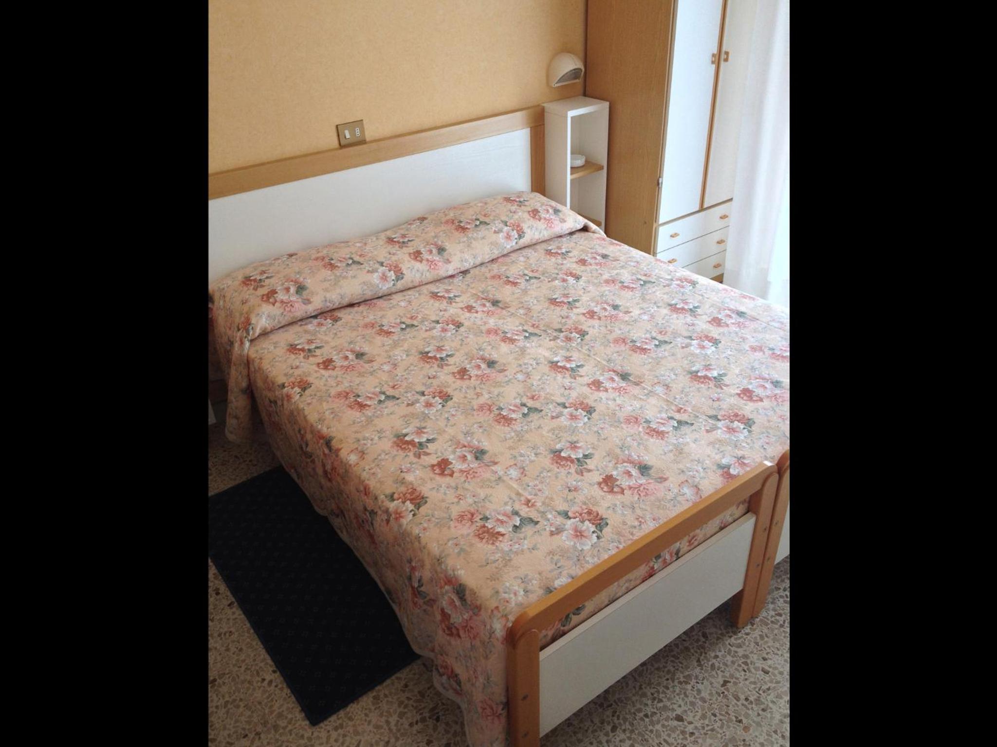 Basic Triple Room