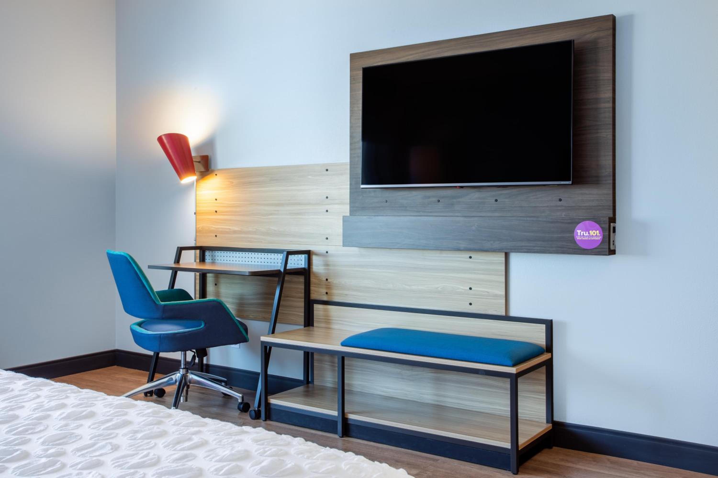 Queen Room with Two Queen Beds and View