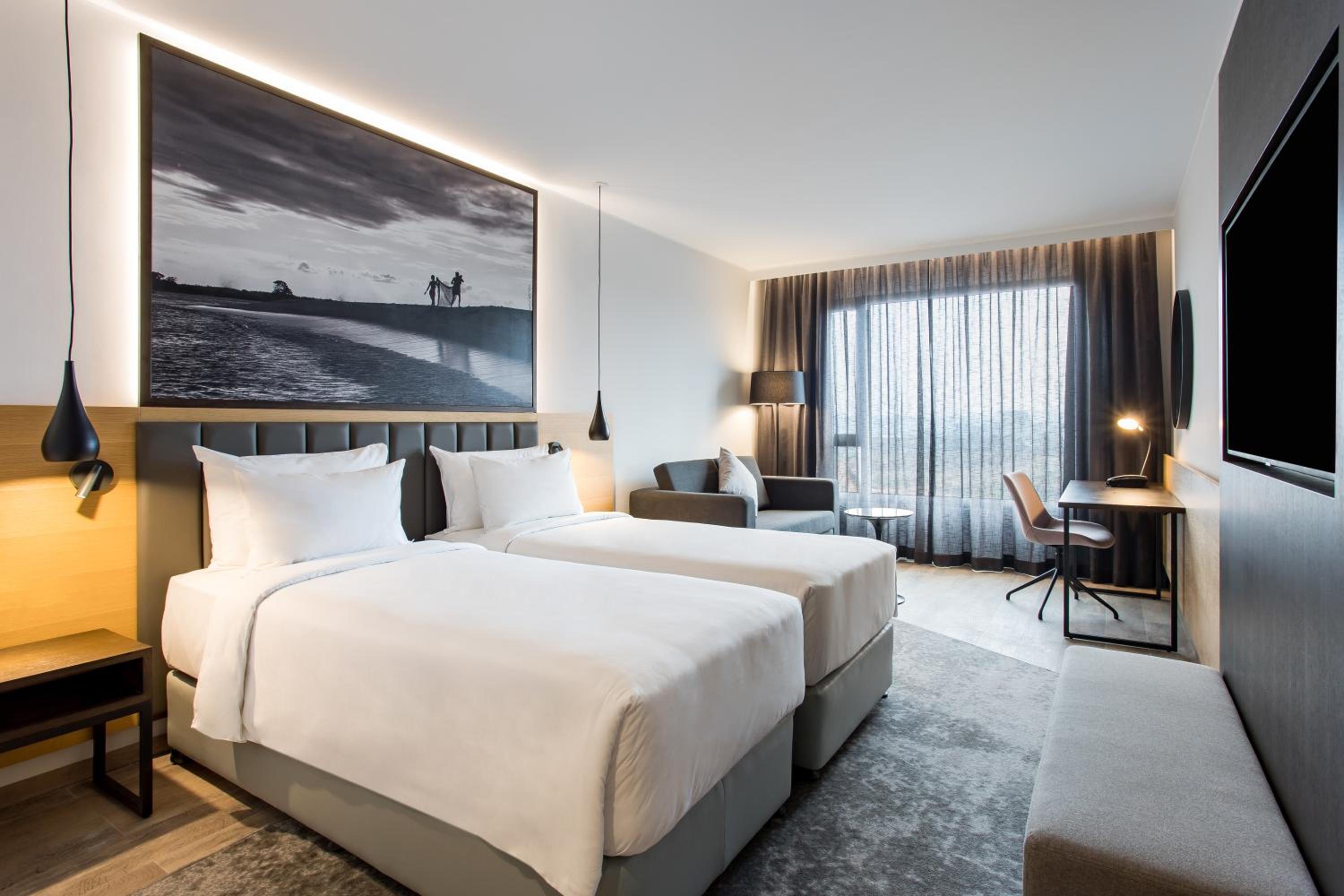 Superior Room with Waterfront View