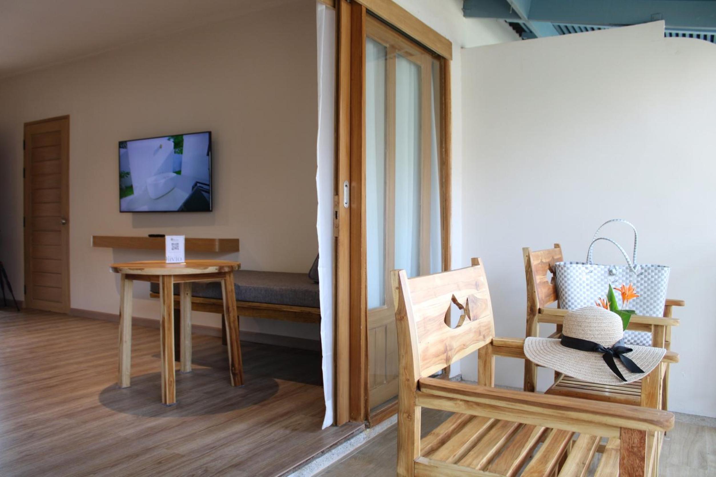 Superior Double or Twin Room with One-Way Airport  Transfer