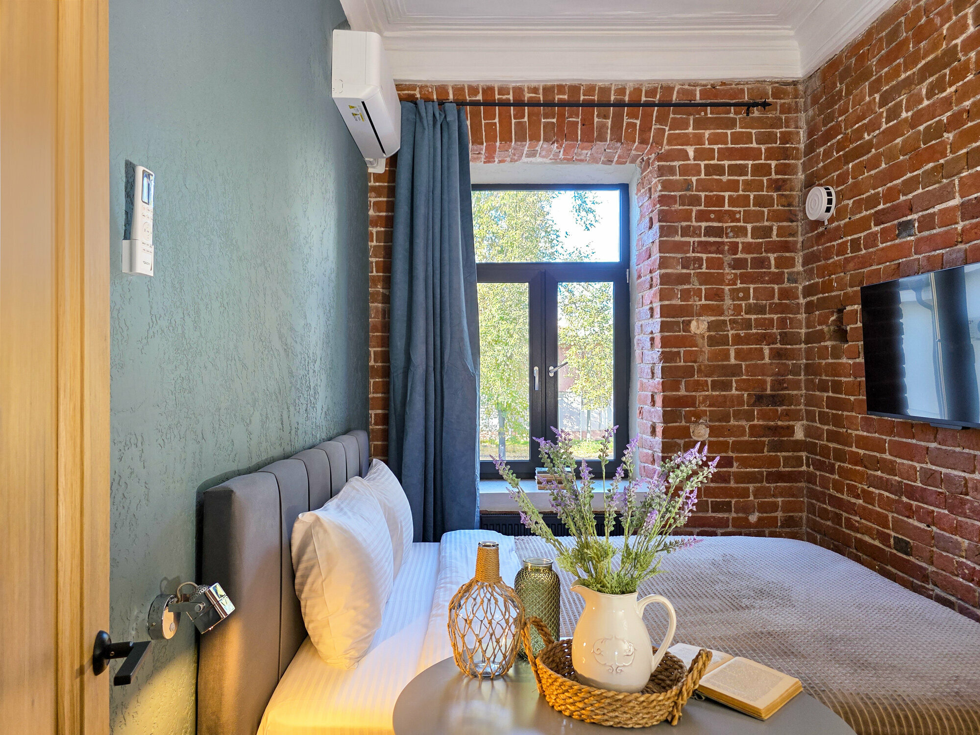 Двухкомнатный люкс с видом во двор