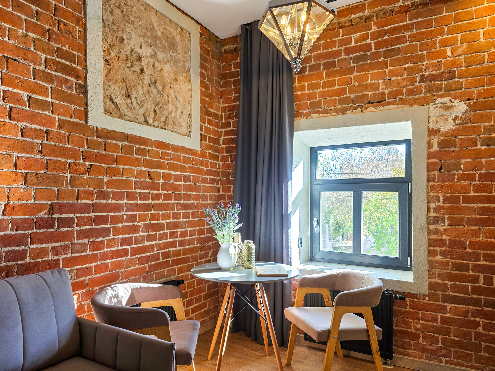 Двухкомнатный люкс с видом во двор