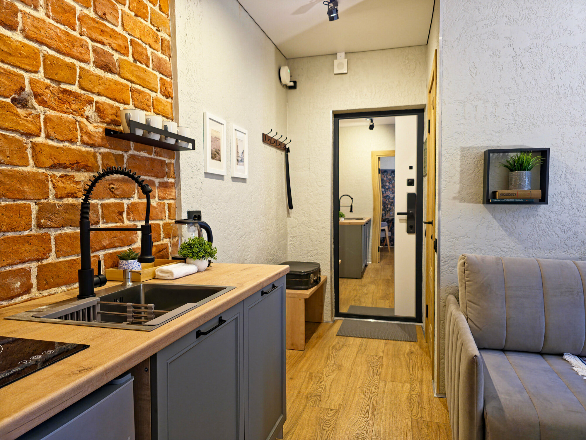 Двухкомнатные Апартаменты Комфорт с окнами во двор