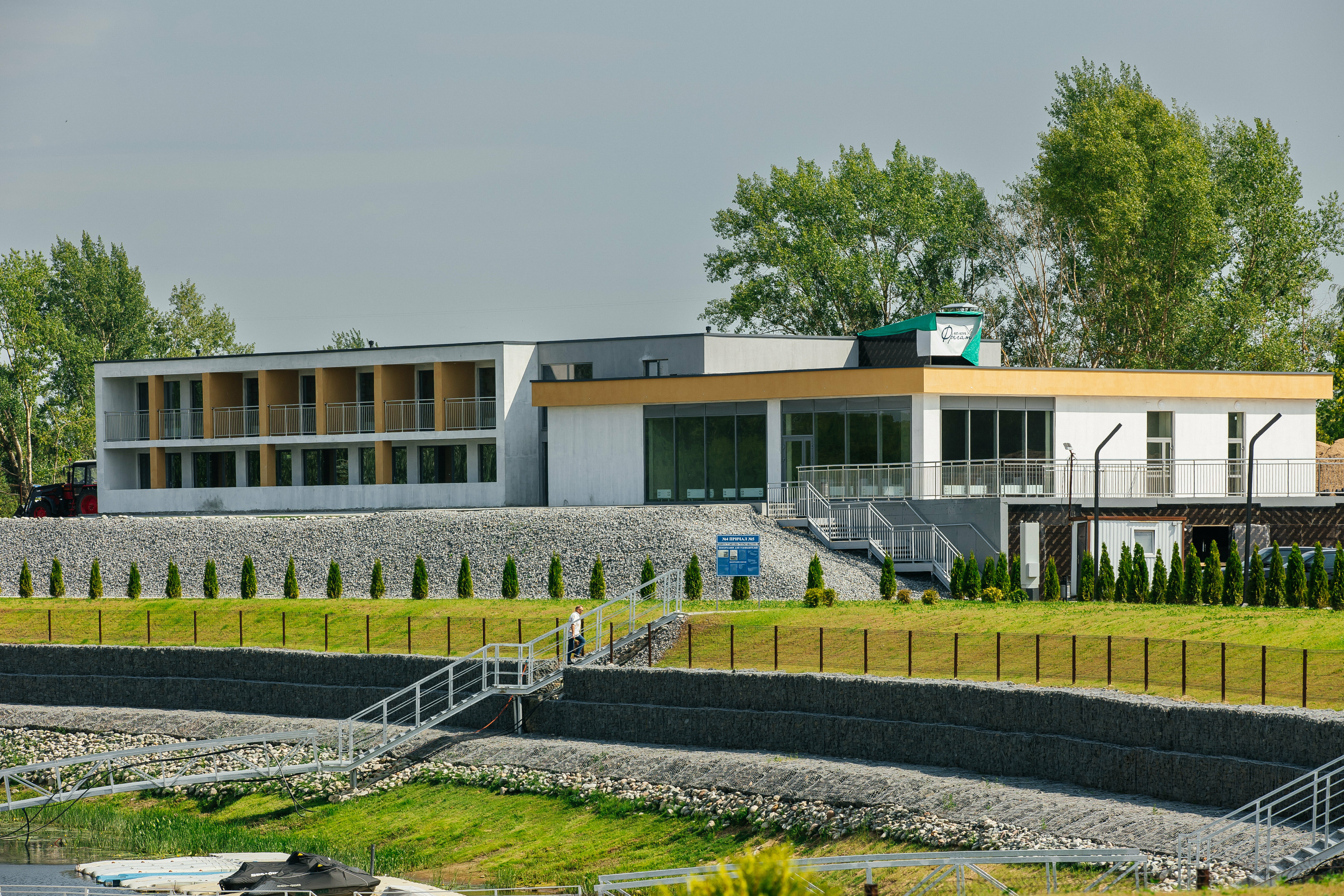 Люкс с видом на реку