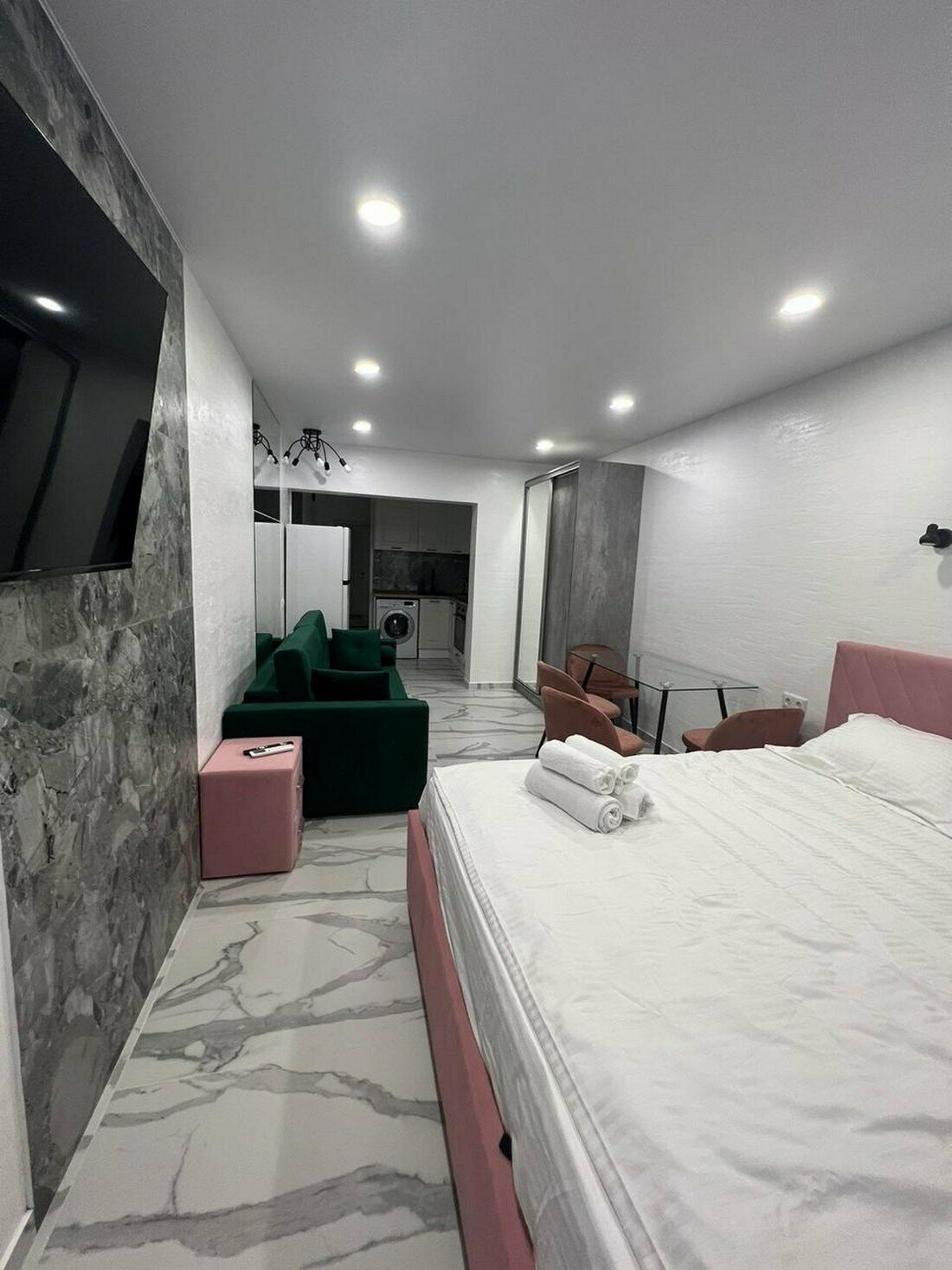 Апарт Студия