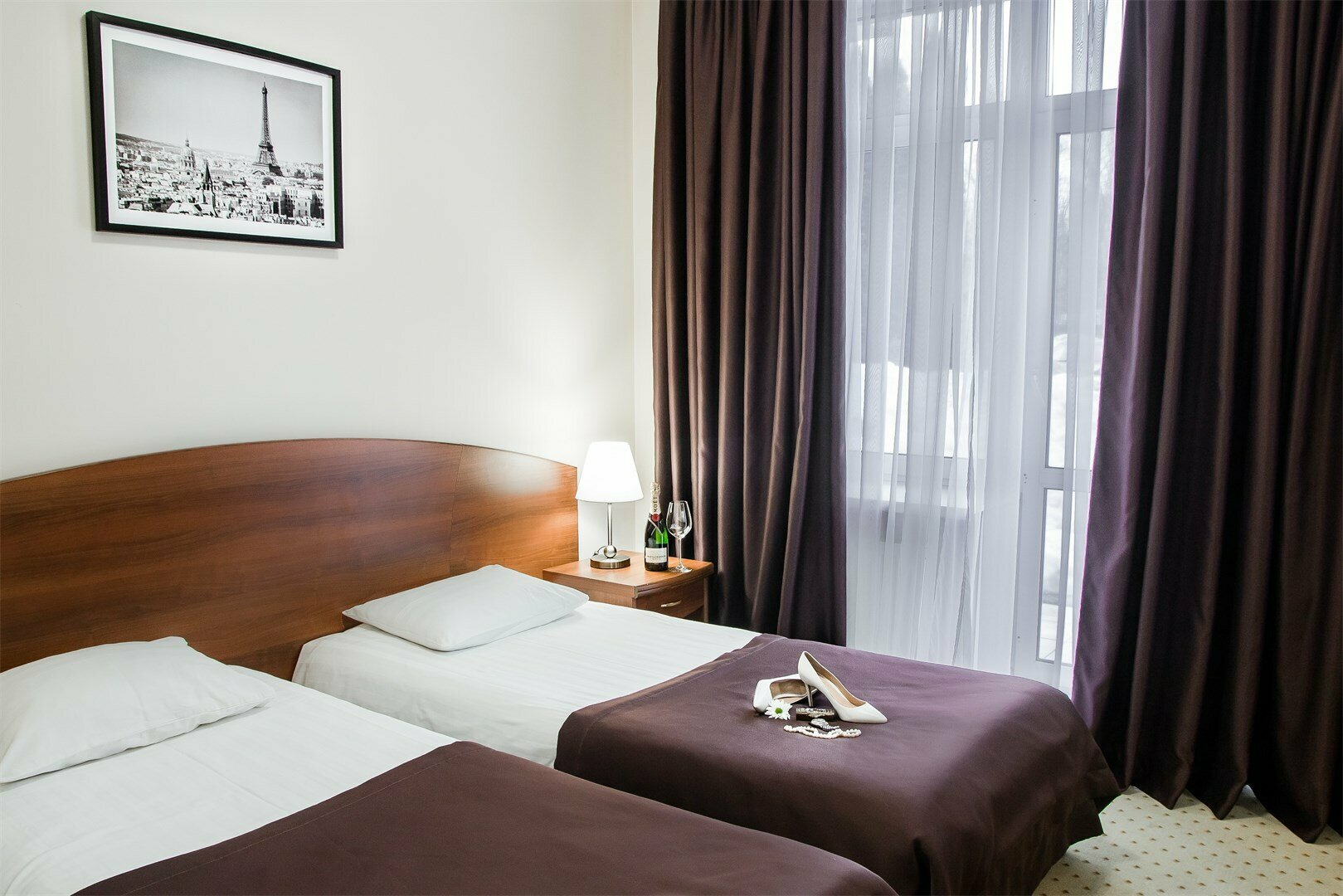 Улучшенный номер с кроватью размера «king-size» или 2 отдельными кроватями