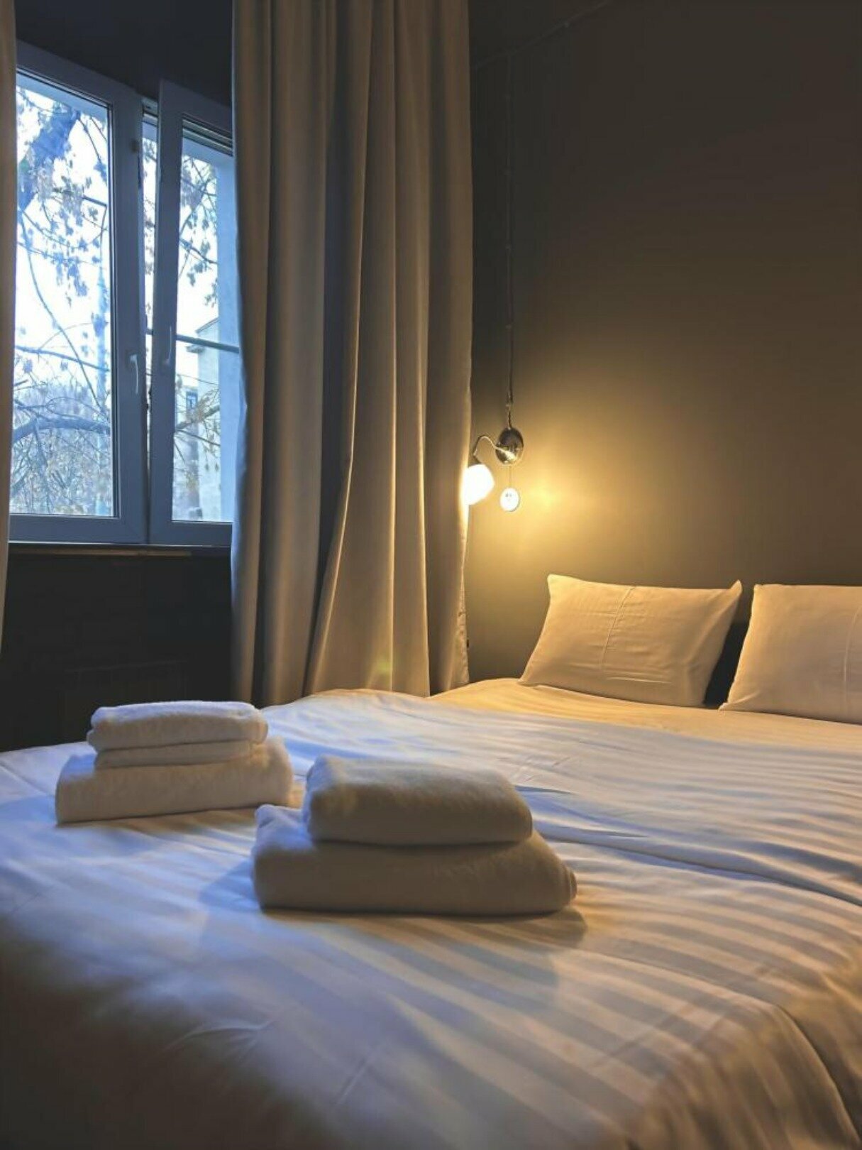 Двухместный номер с 1 кроватью и общей ванной комнатой