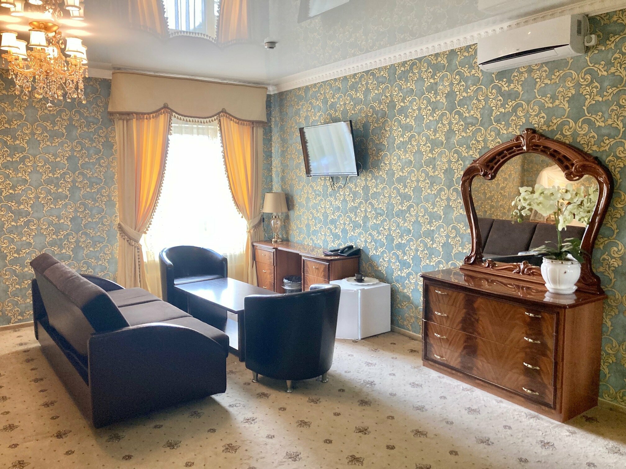 Номер-студия Делюкс