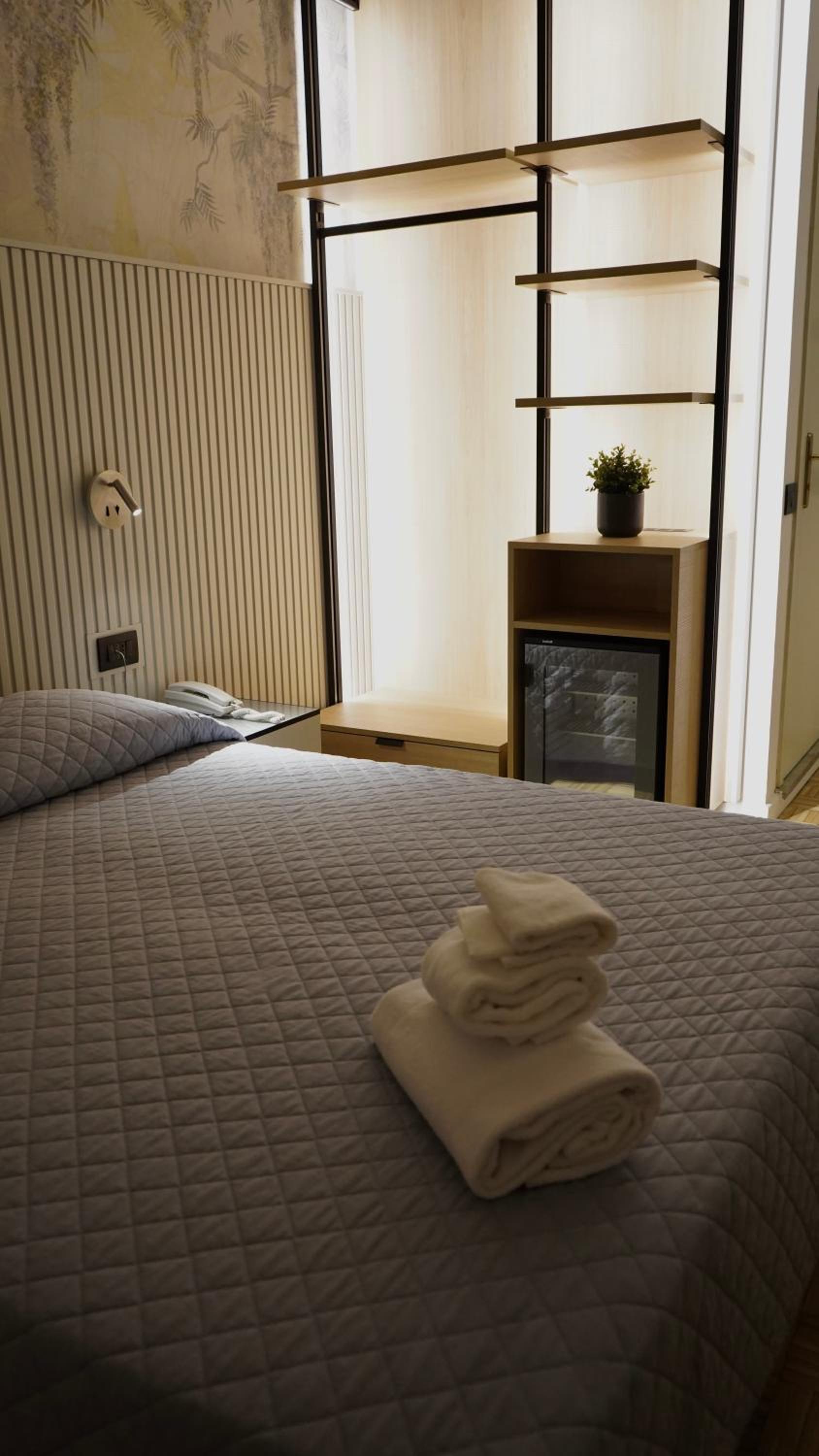 Deluxe Single Room