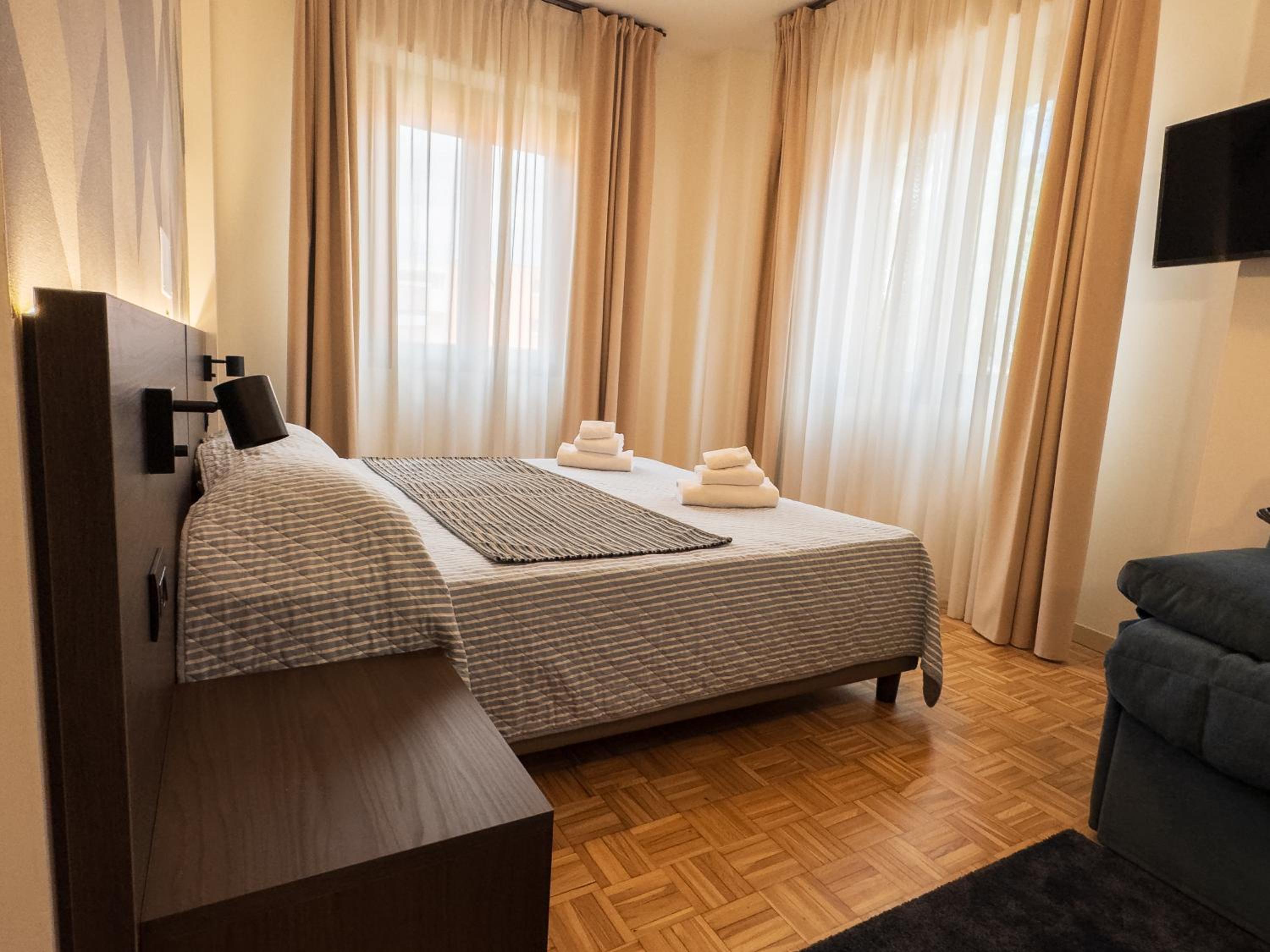 Deluxe Single Room