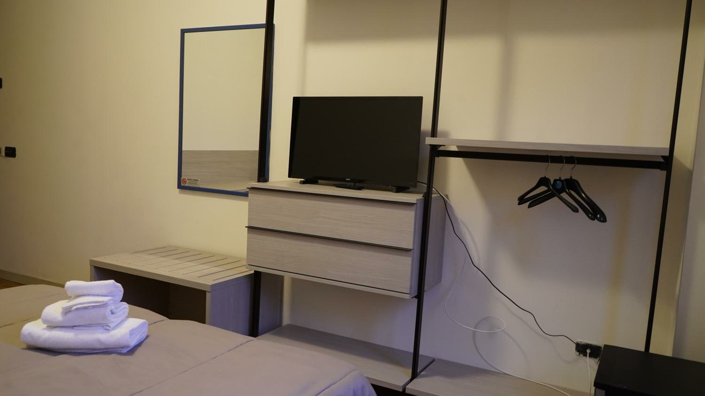 Deluxe Single Room