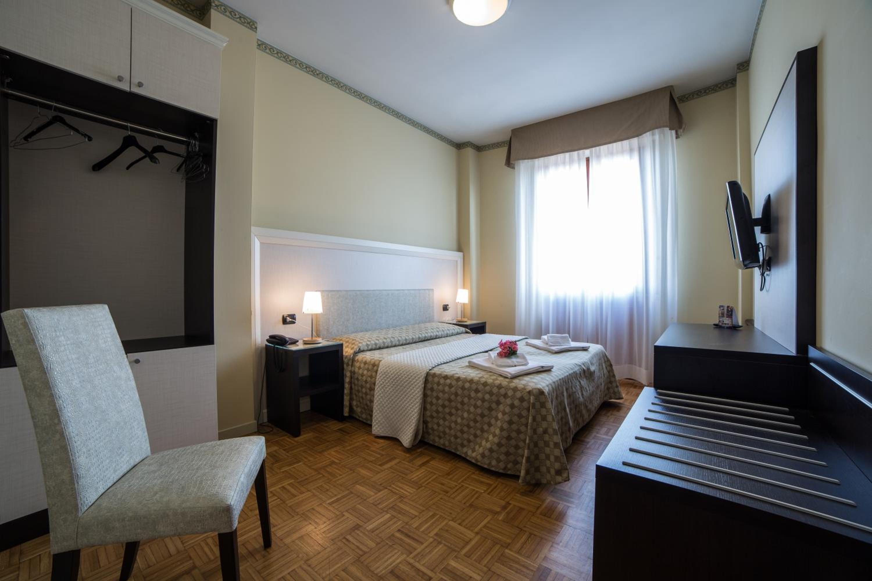 Deluxe Single Room