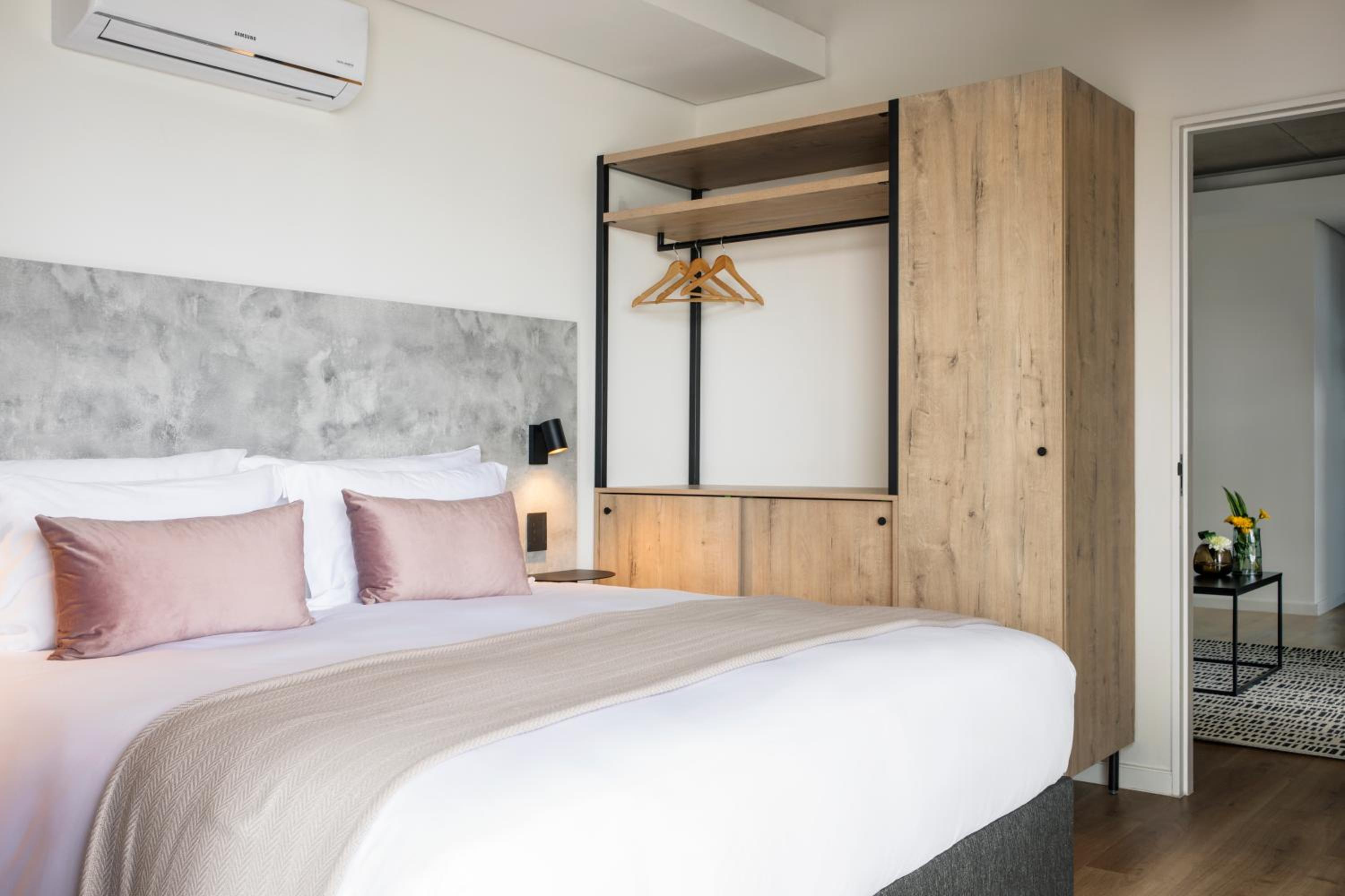 The Home Ultra Pooch Pad