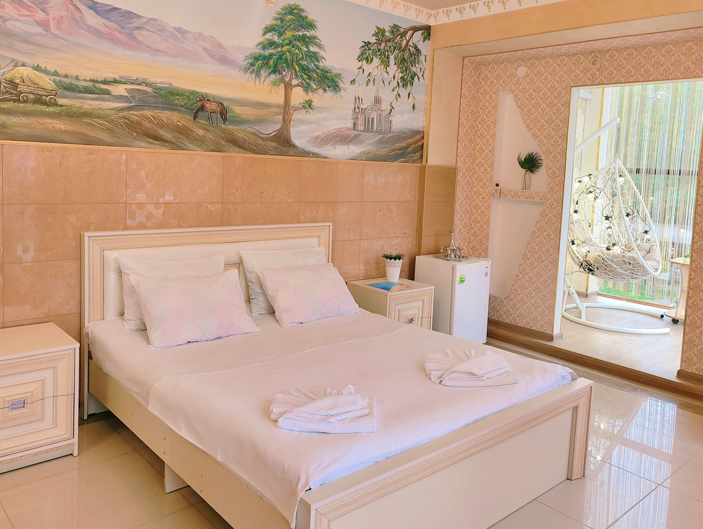 Роскошный трехместный номер