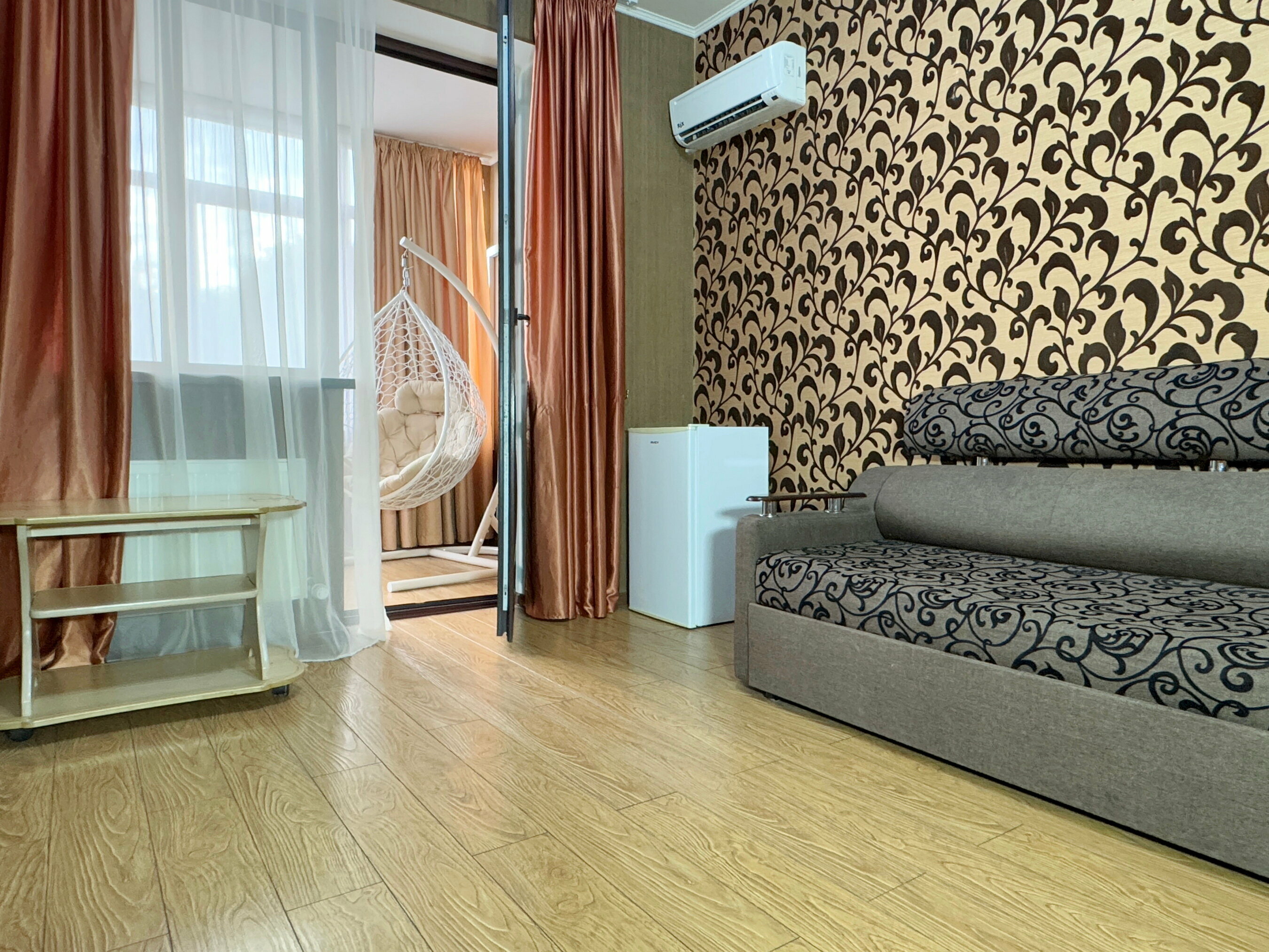 Апартаменты с видом на бассейн