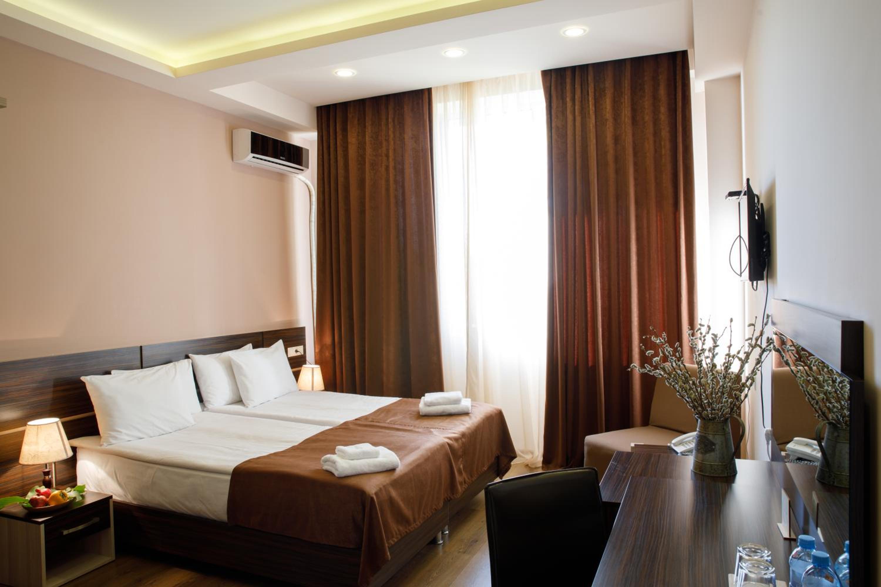 Double or Twin Room with Pool View