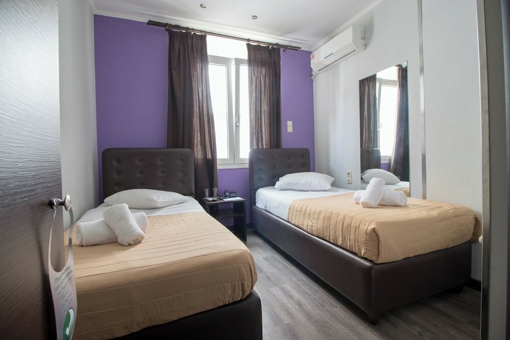 Basic Twin Room