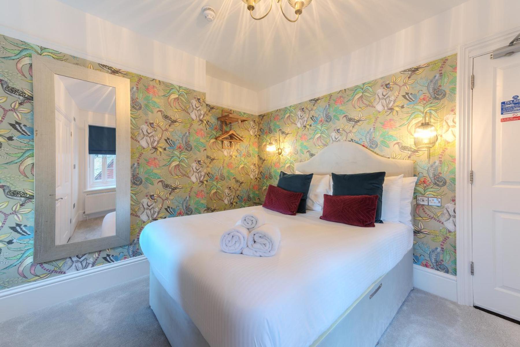  Standard Double with Shower