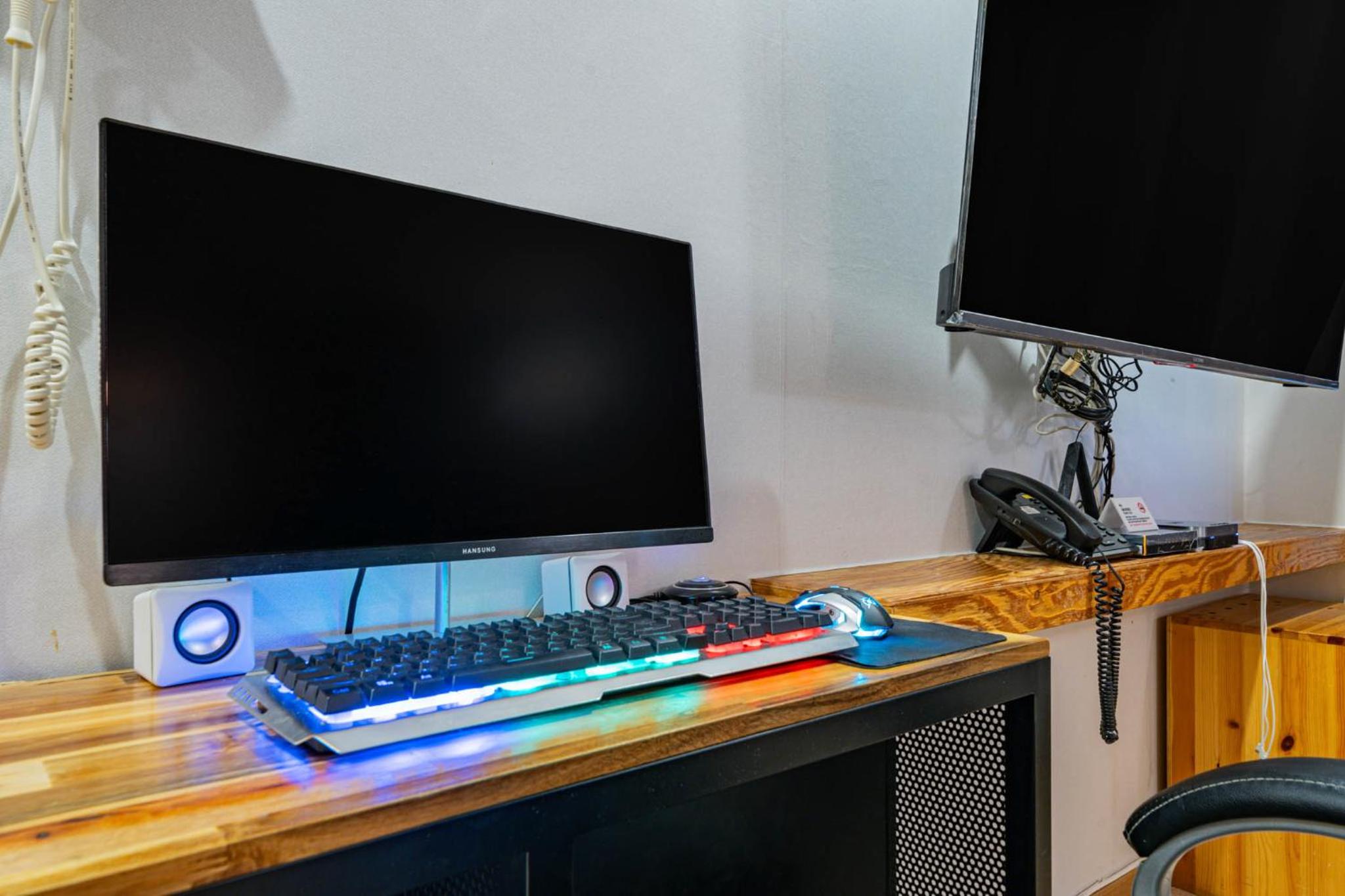 Standard Gaming room