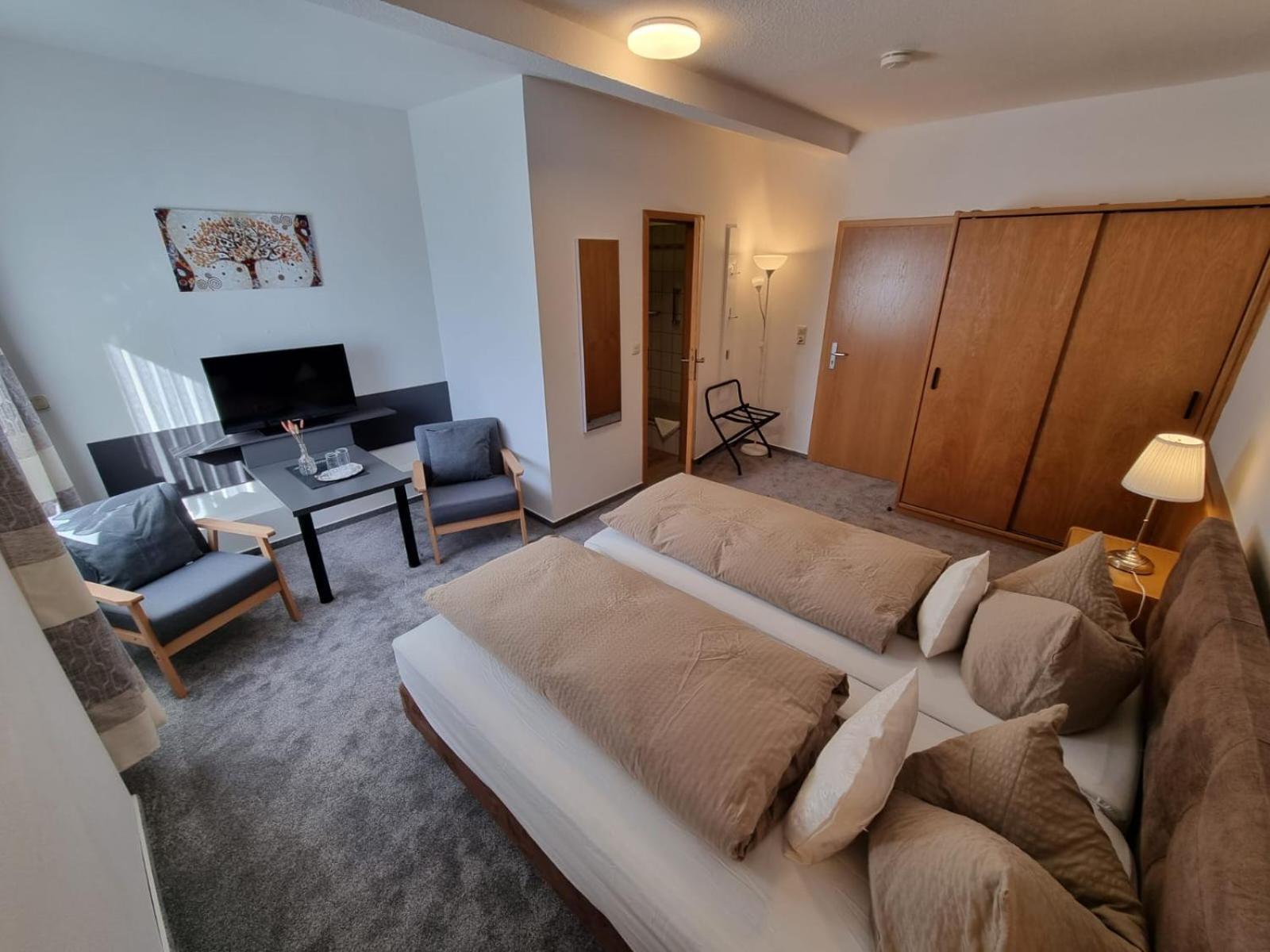 Double Room (Annex)