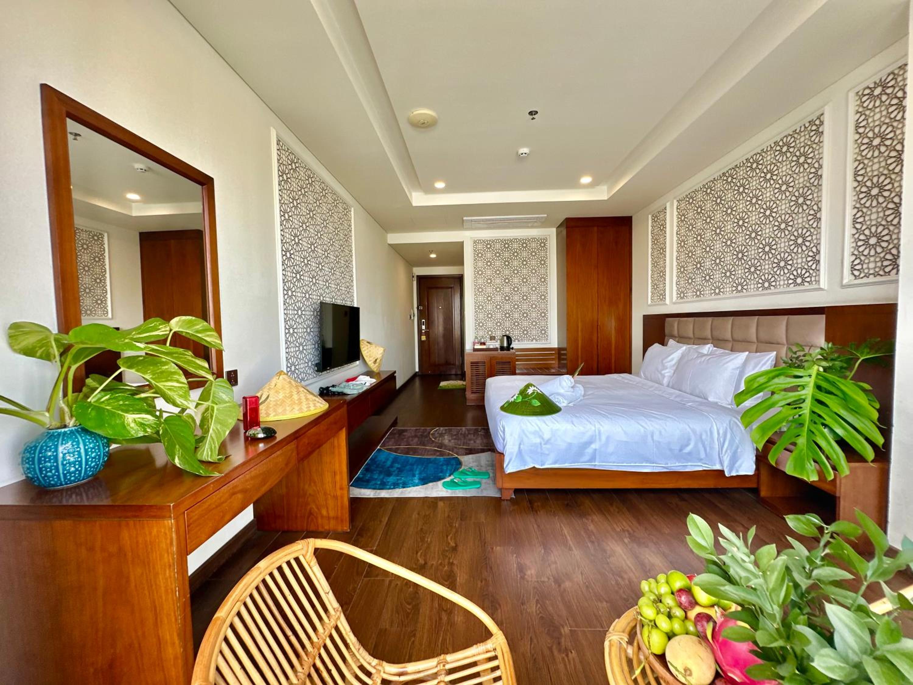 Deluxe Double Room with Balcony