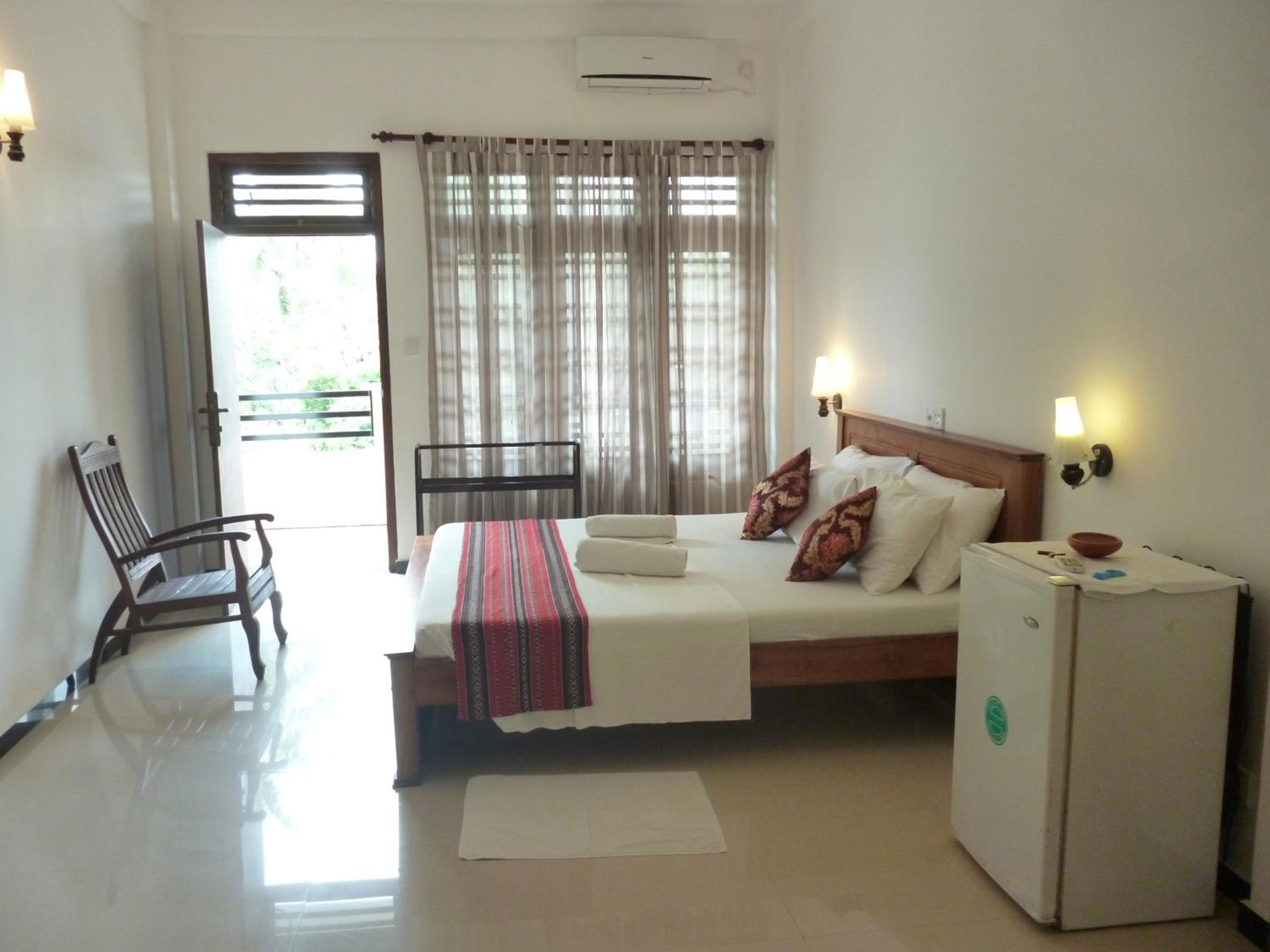 Deluxe Double Room With No Sea View