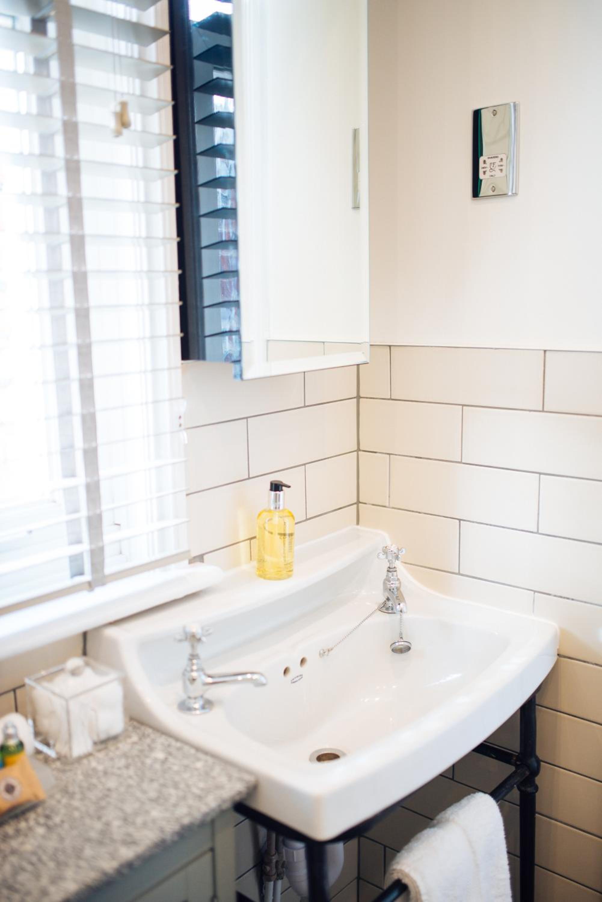 Executive King with Shower