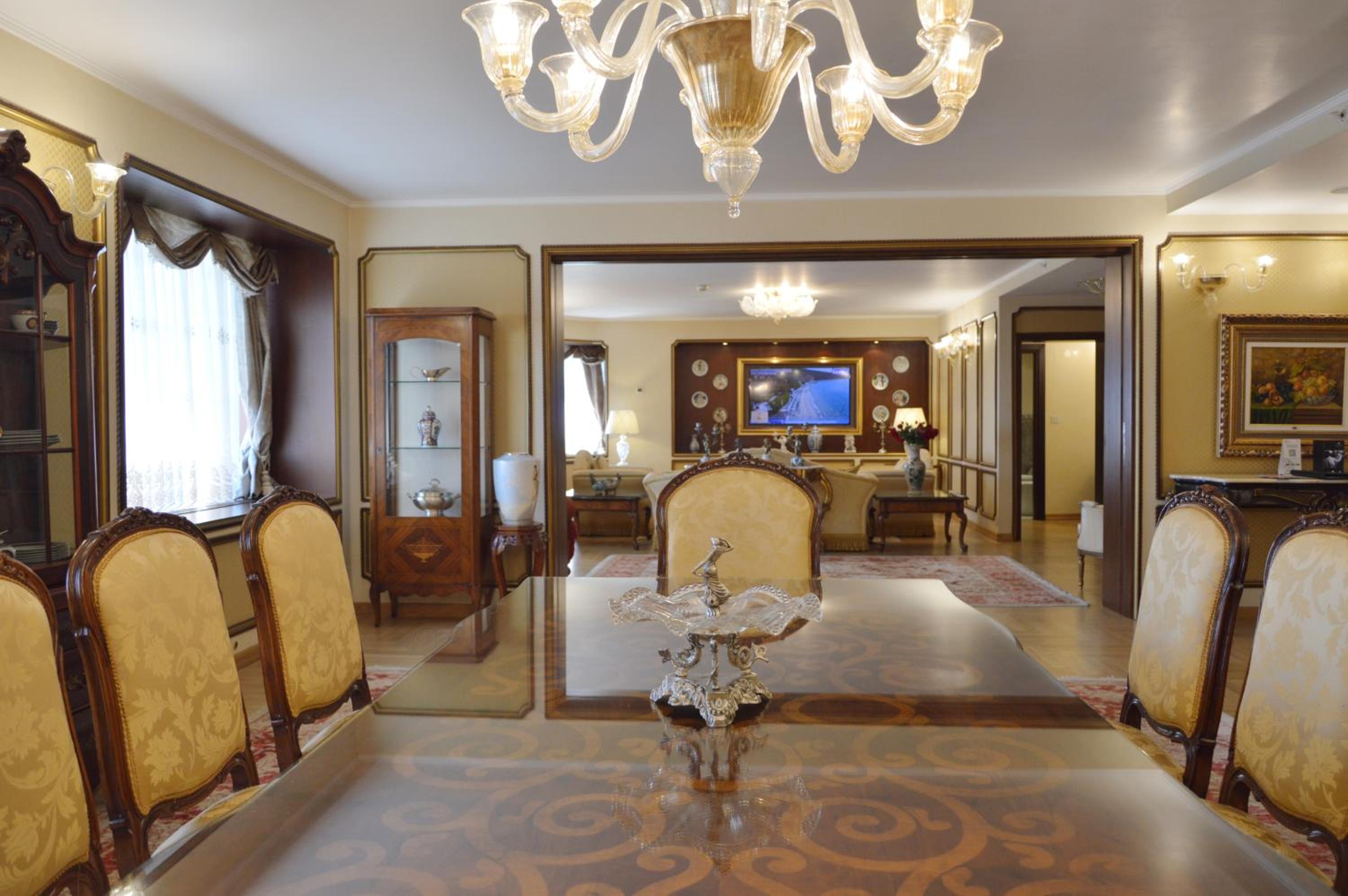 Presidential Suite
