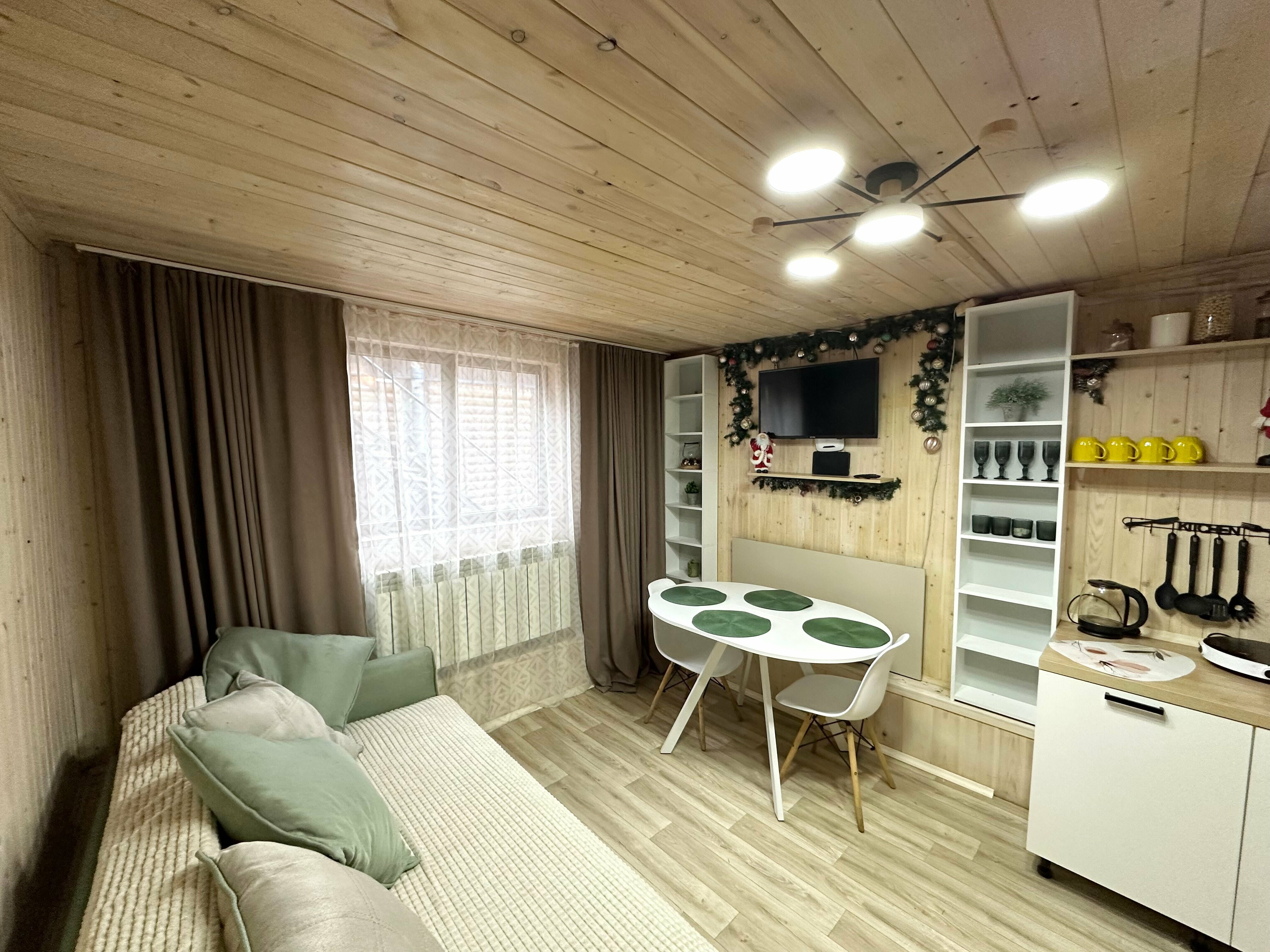 Дом двухэтажный с видом на горы