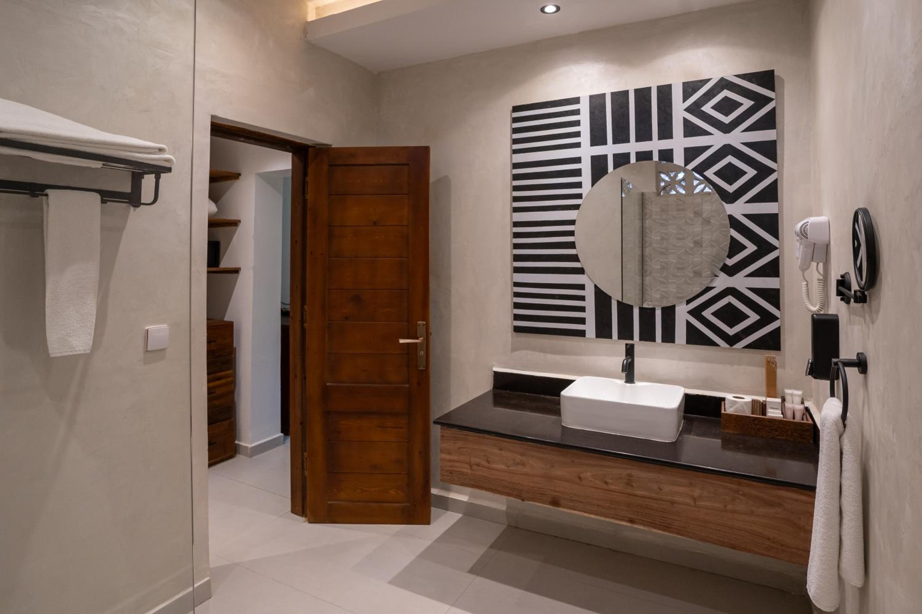 Bungalow with Garden View