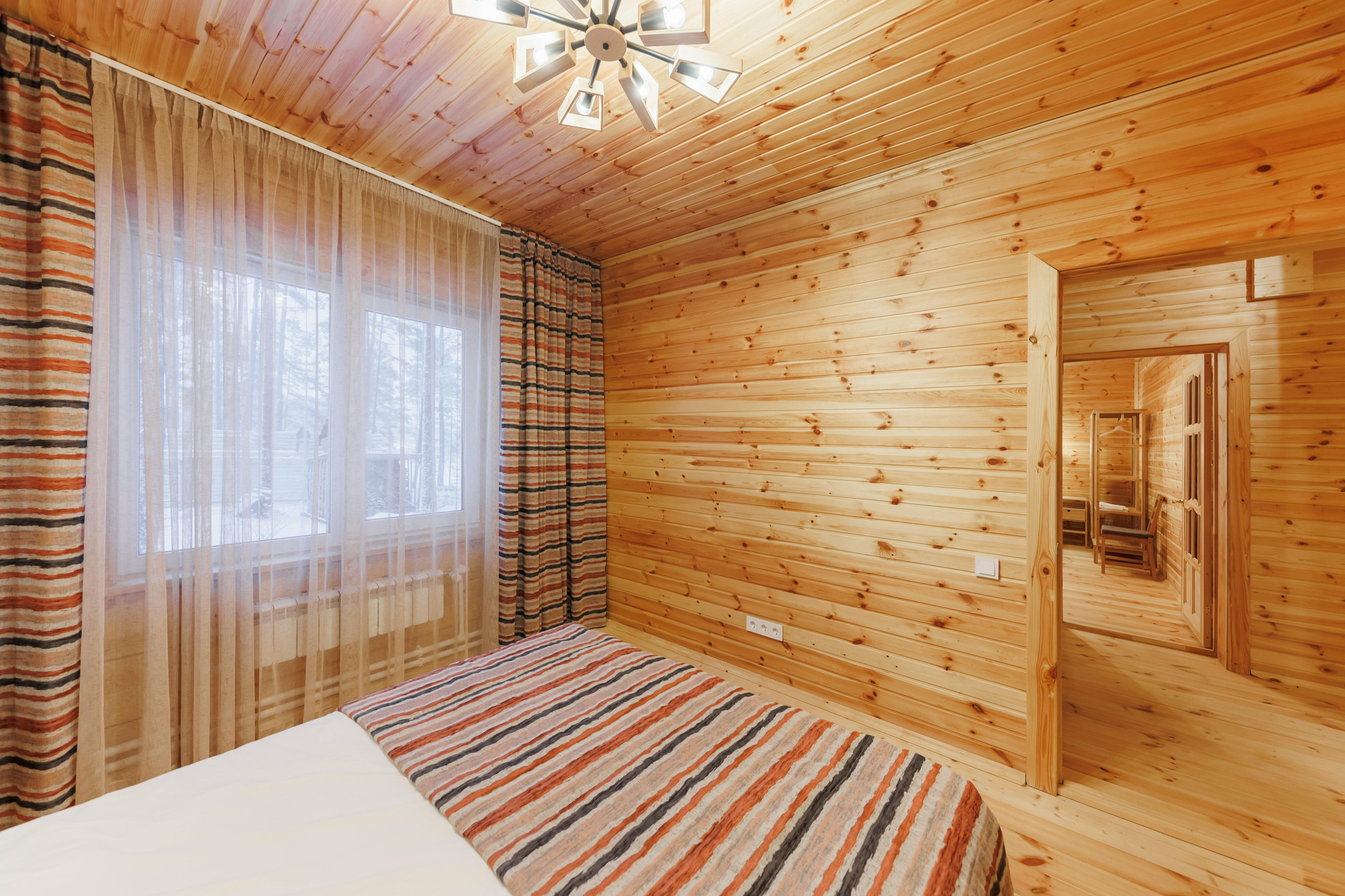 Коттедж с видом на лес