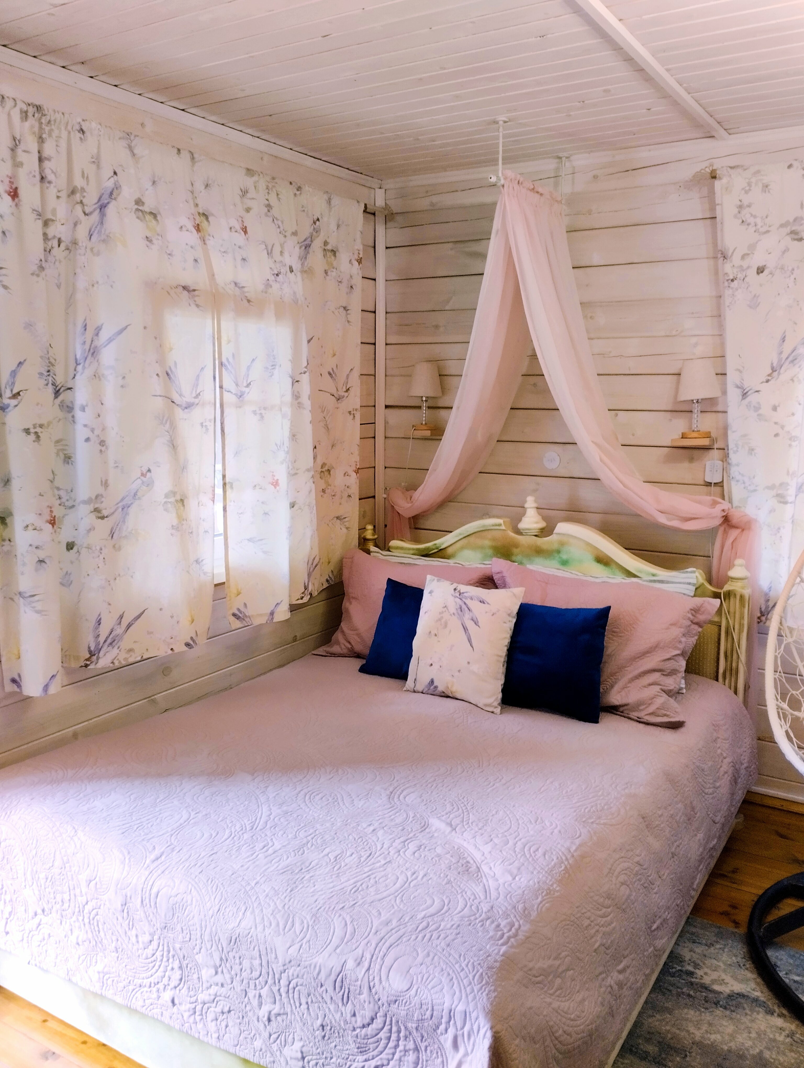 Дом с видом на озеро