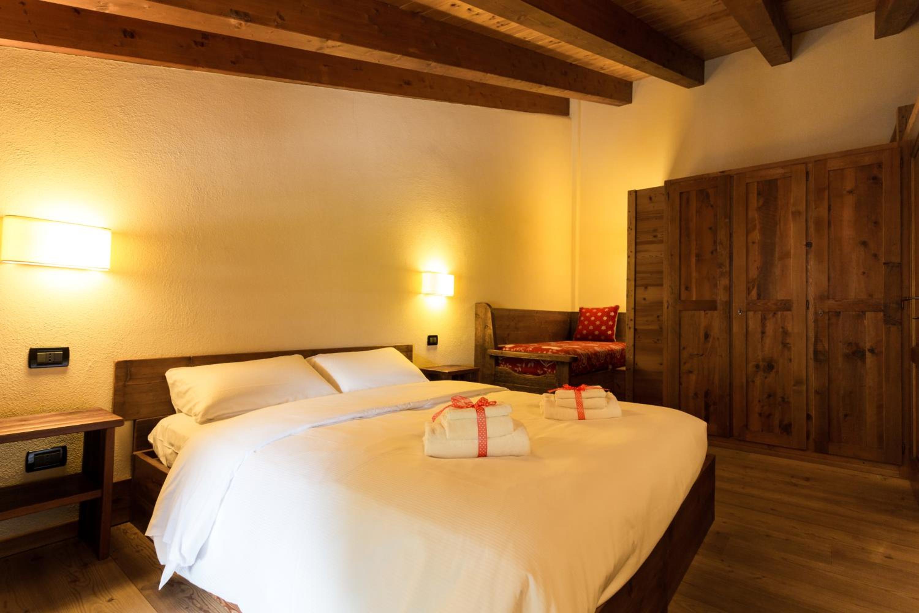 One-Bedroom Apartment - Split Level