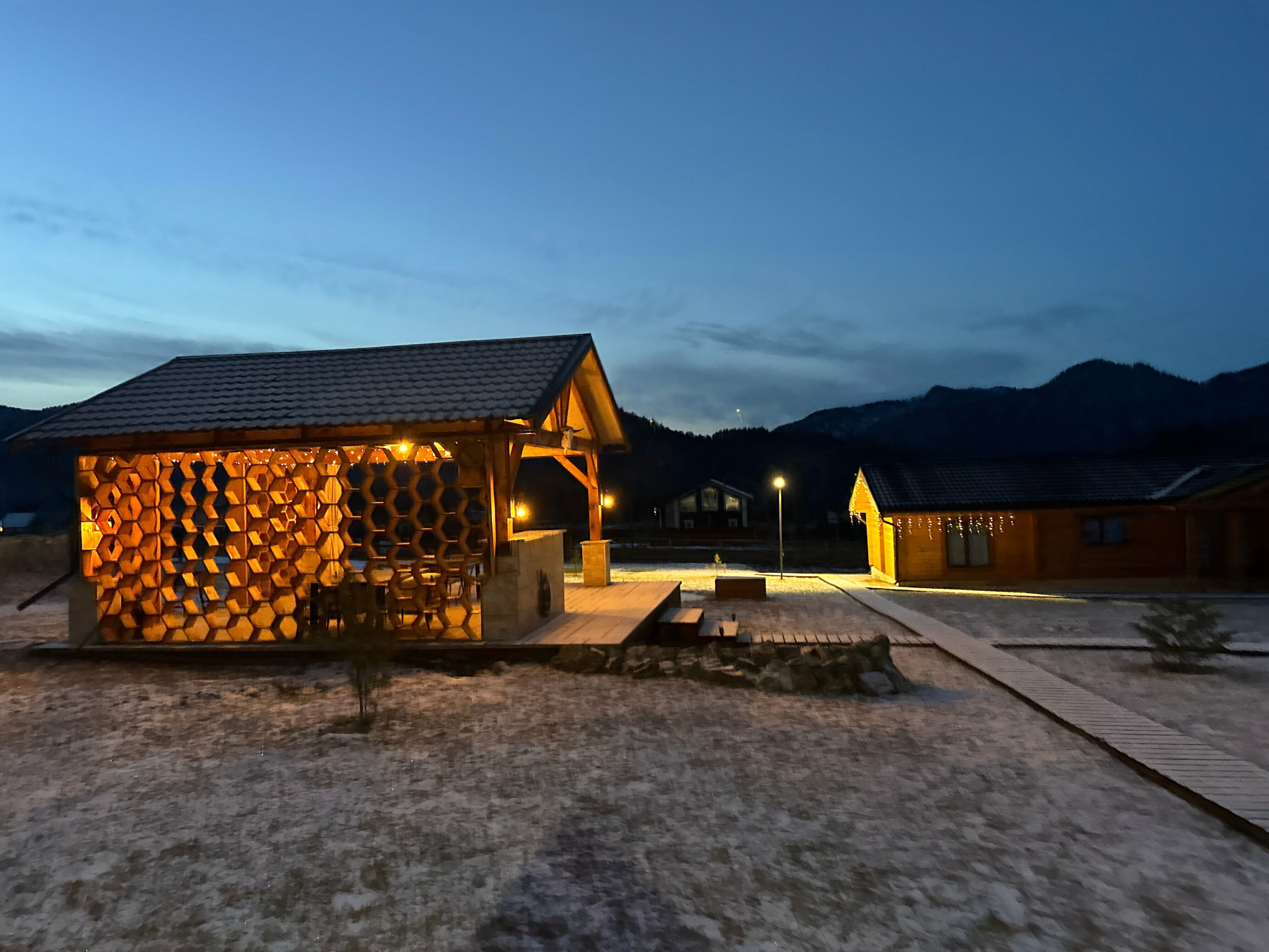 Шале " горы Алтая"