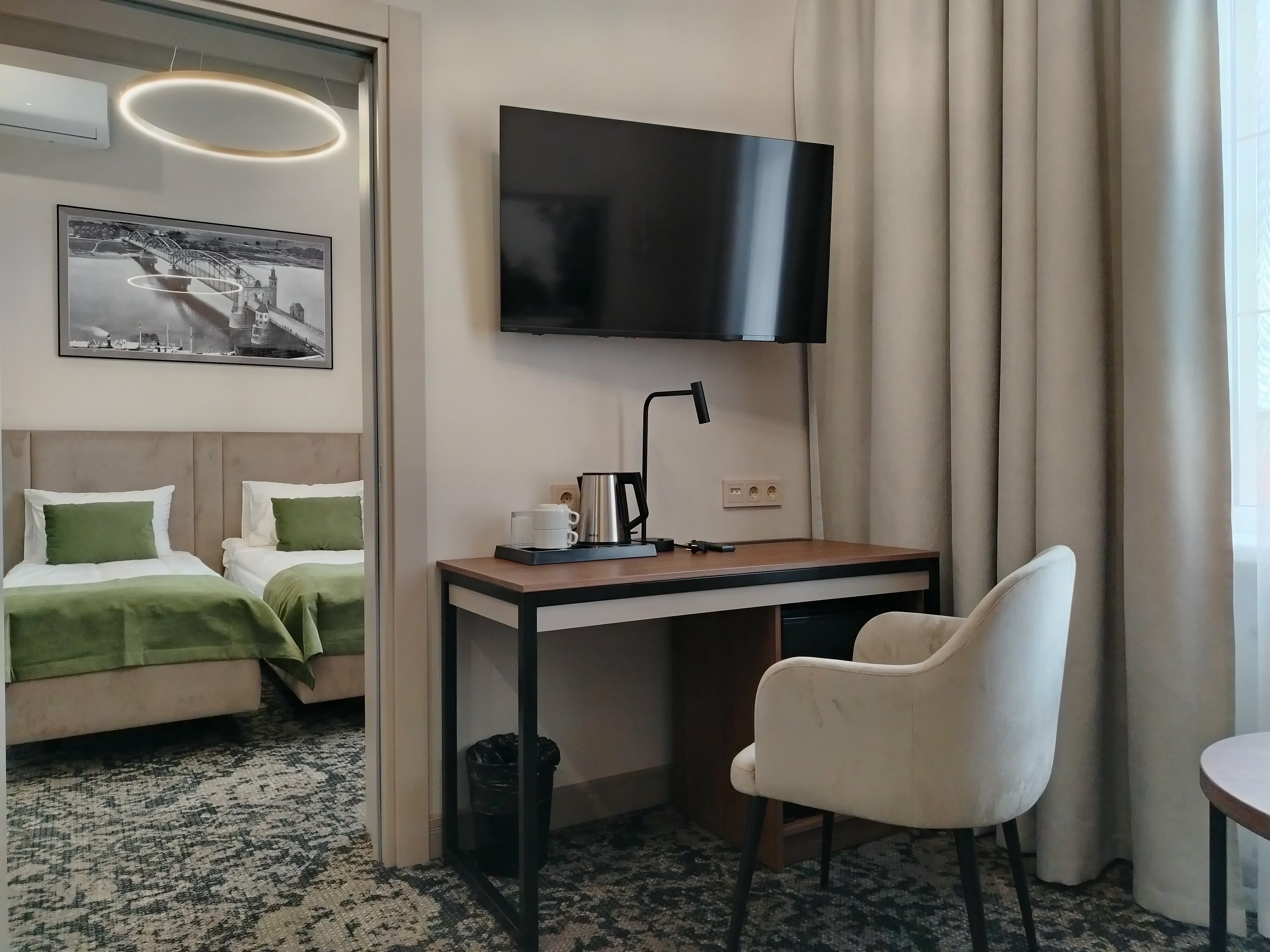 Улучшенный номер с кроватью размера «king-size» или 2 отдельными кроватями