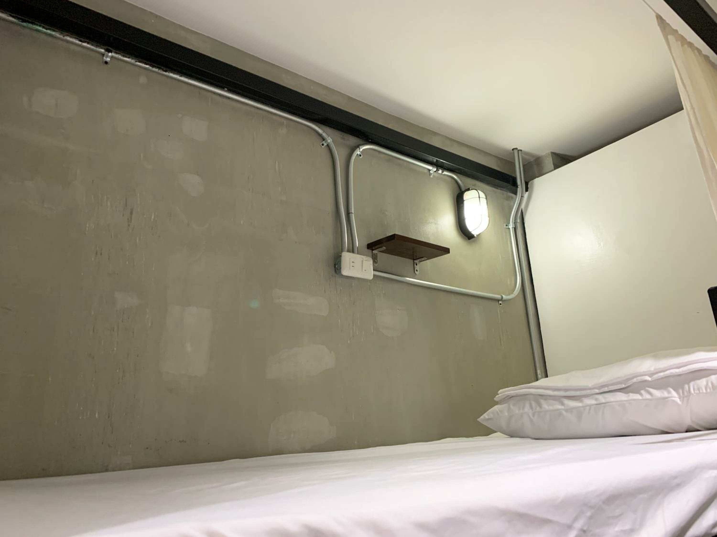 Bunk Bed in Mixed Dormitory Room