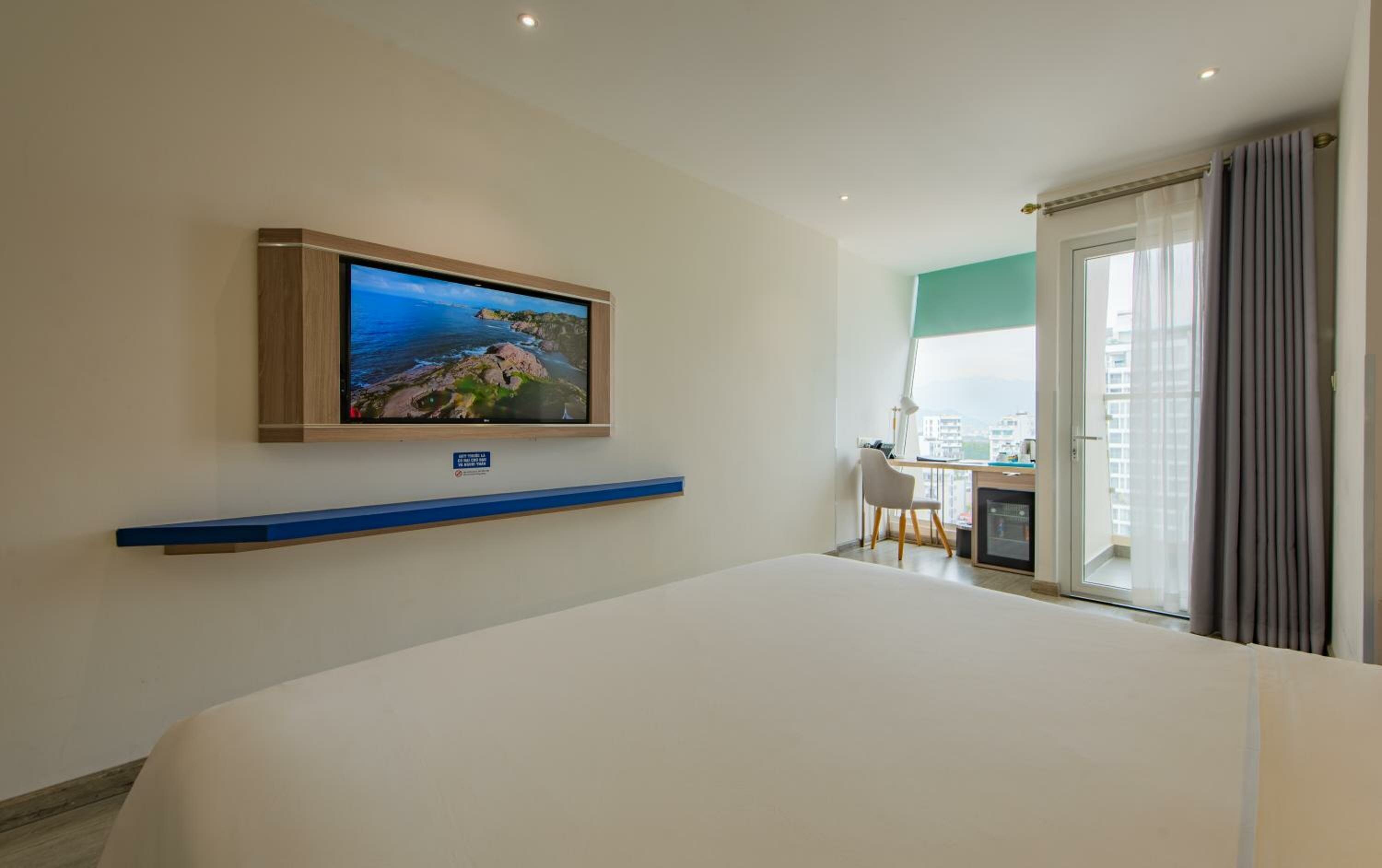 Senior Executive Room