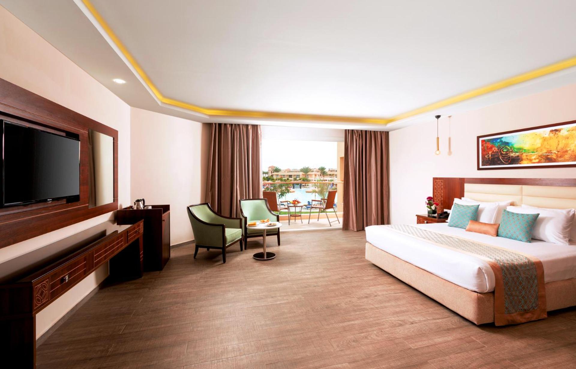 Deluxe Double or Twin Room with Pool View