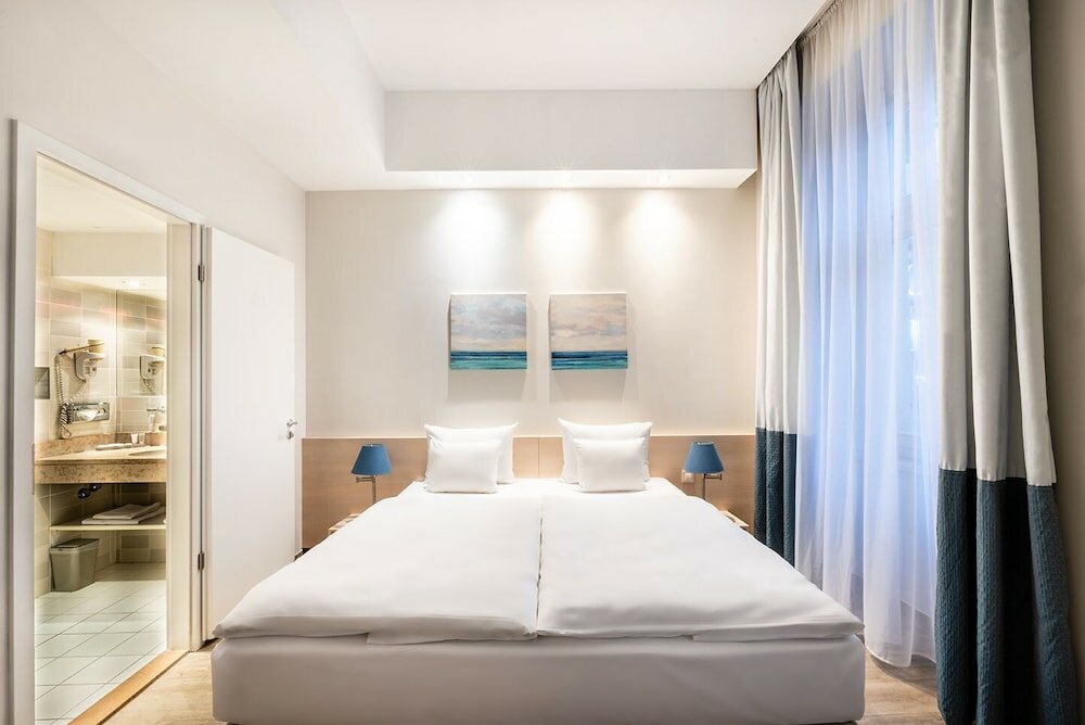 Plus Double or Twin Room with Street View