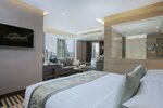 Premium Corner Room в The Landmark Bangkok