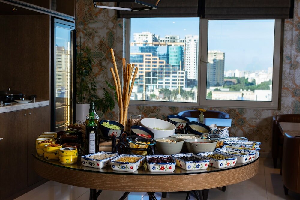 Regency, Executive Suite